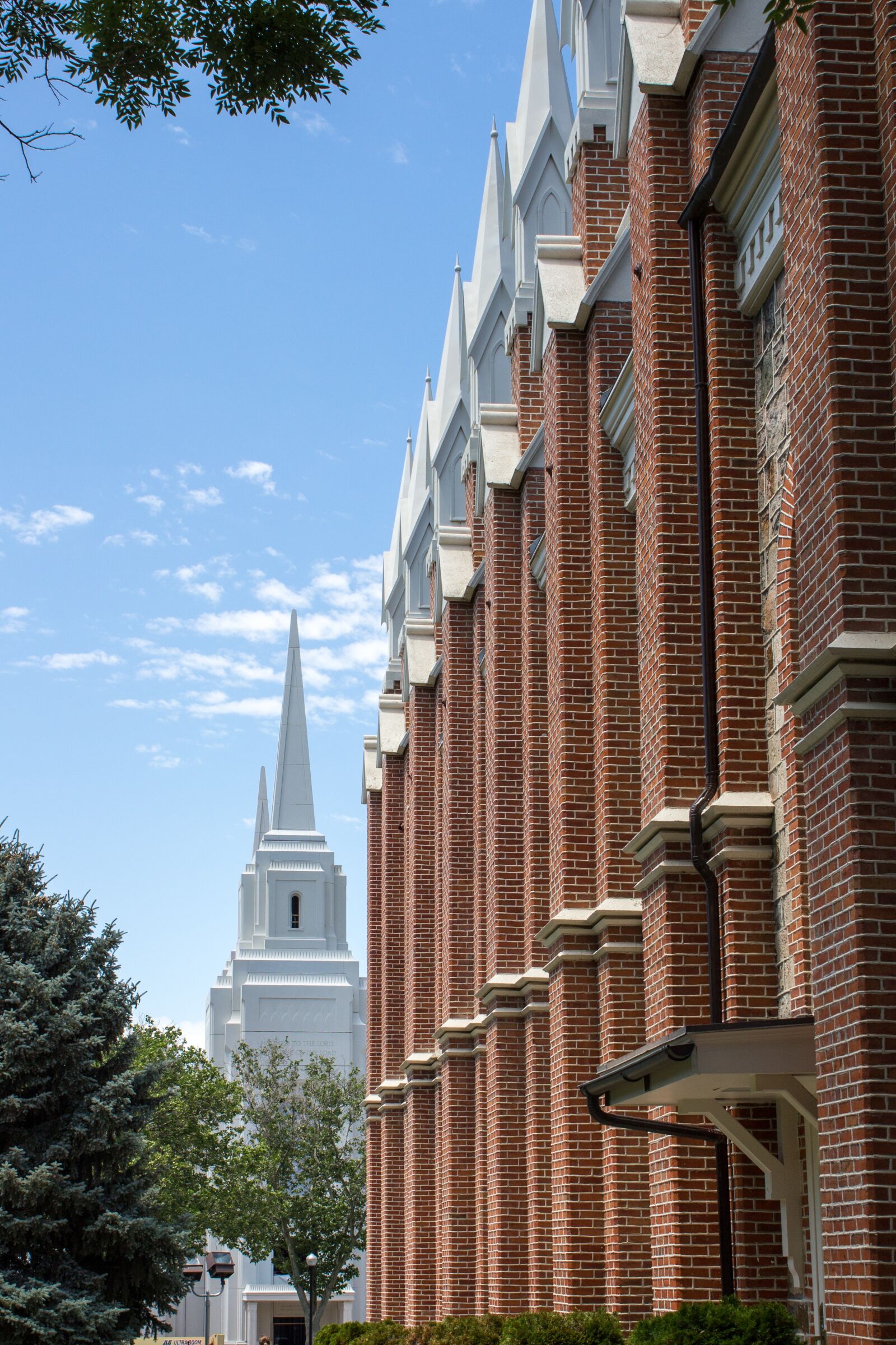 Canon EOS 600D (Rebel EOS T3i / EOS Kiss X5) sample photo. Church, temple, spire photography