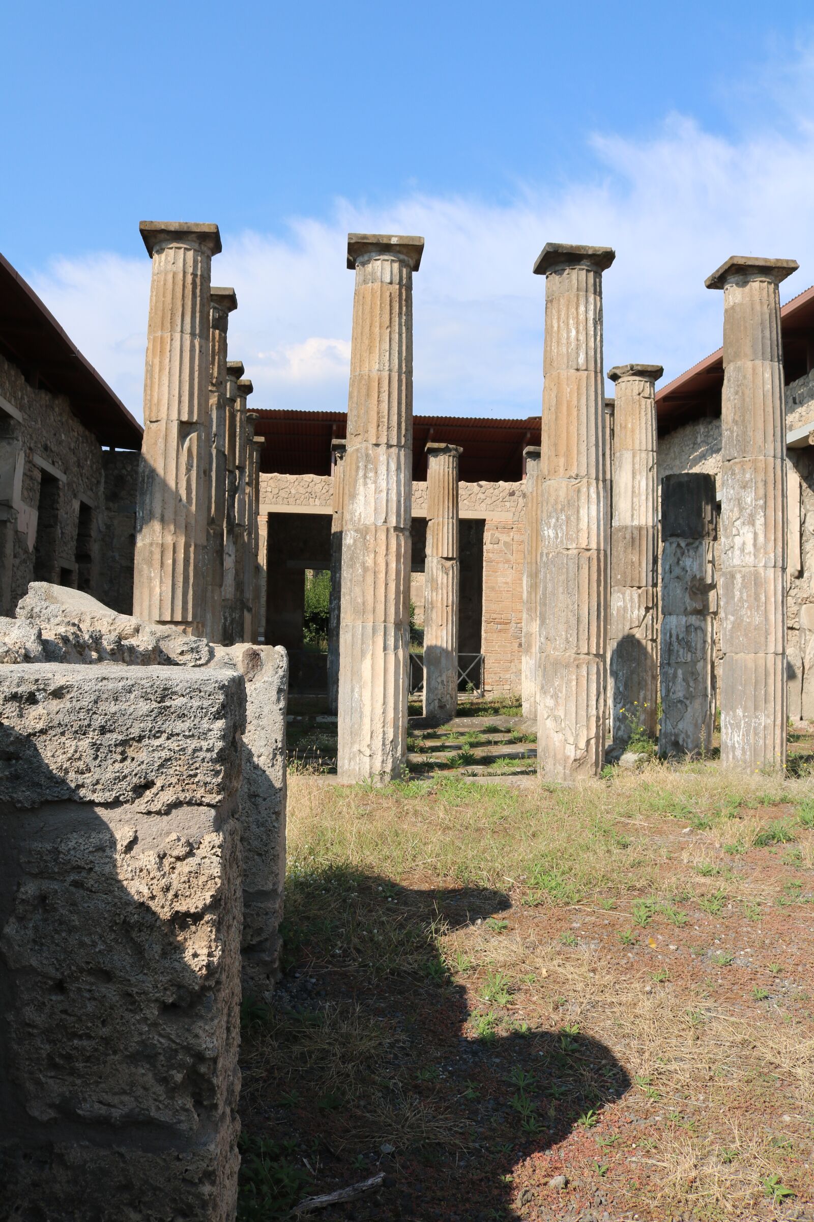 Canon EOS 750D (EOS Rebel T6i / EOS Kiss X8i) sample photo. Pompeii, ancient, italy photography