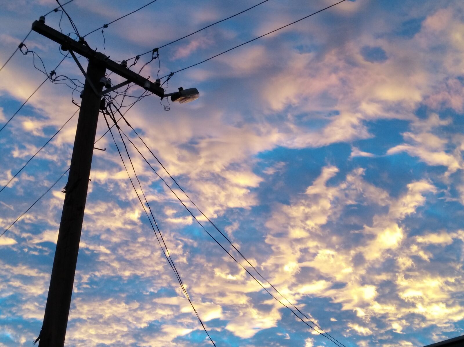 HUAWEI Y7 sample photo. Pole, sky, sunset photography