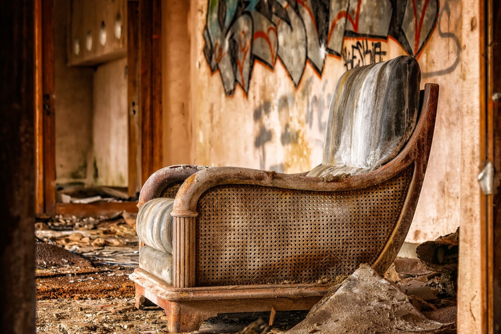 Nikon D3300 sample photo. Chair, furniture, lost places photography