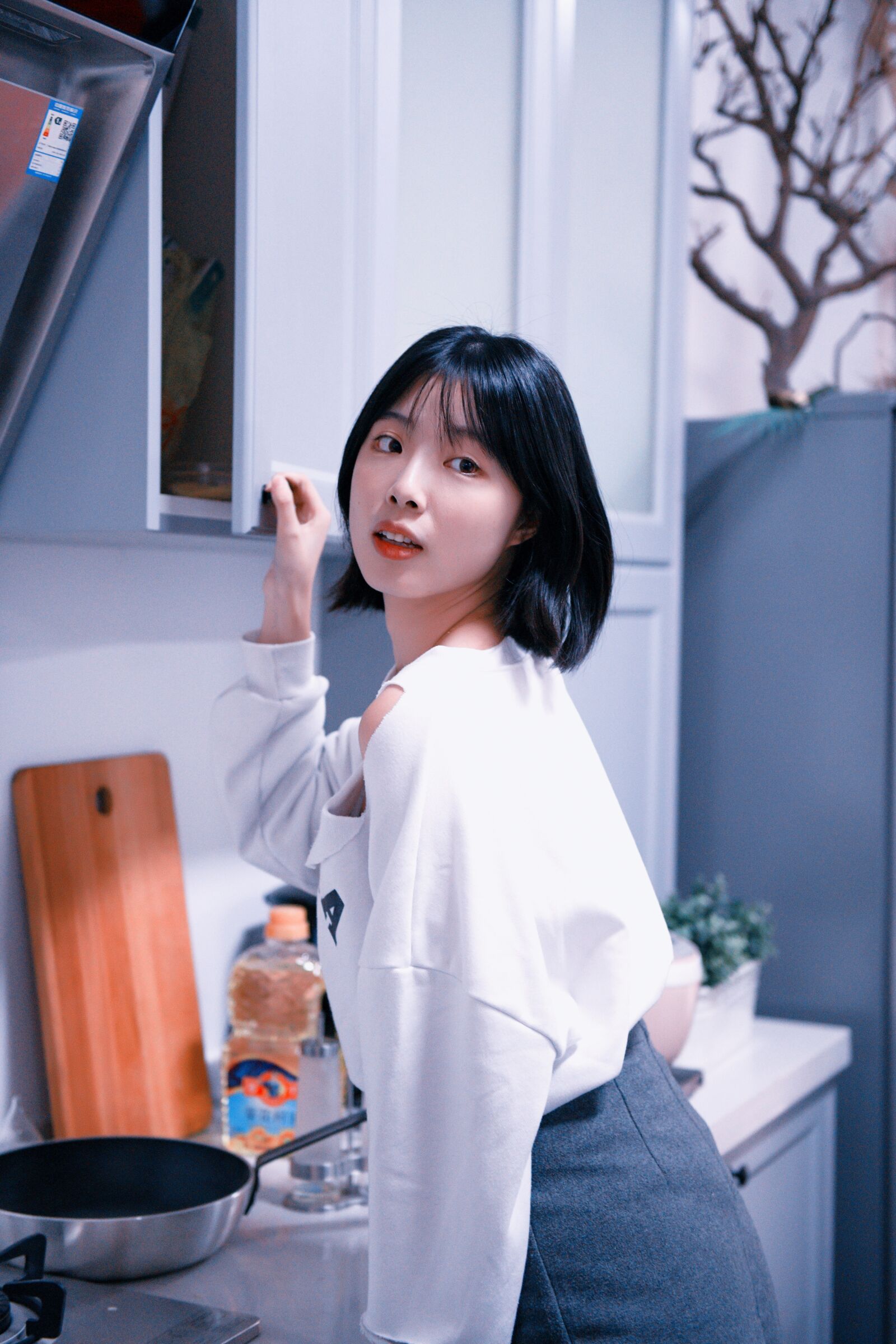 Nikon D850 sample photo. Japanese, girls, kitchen photography