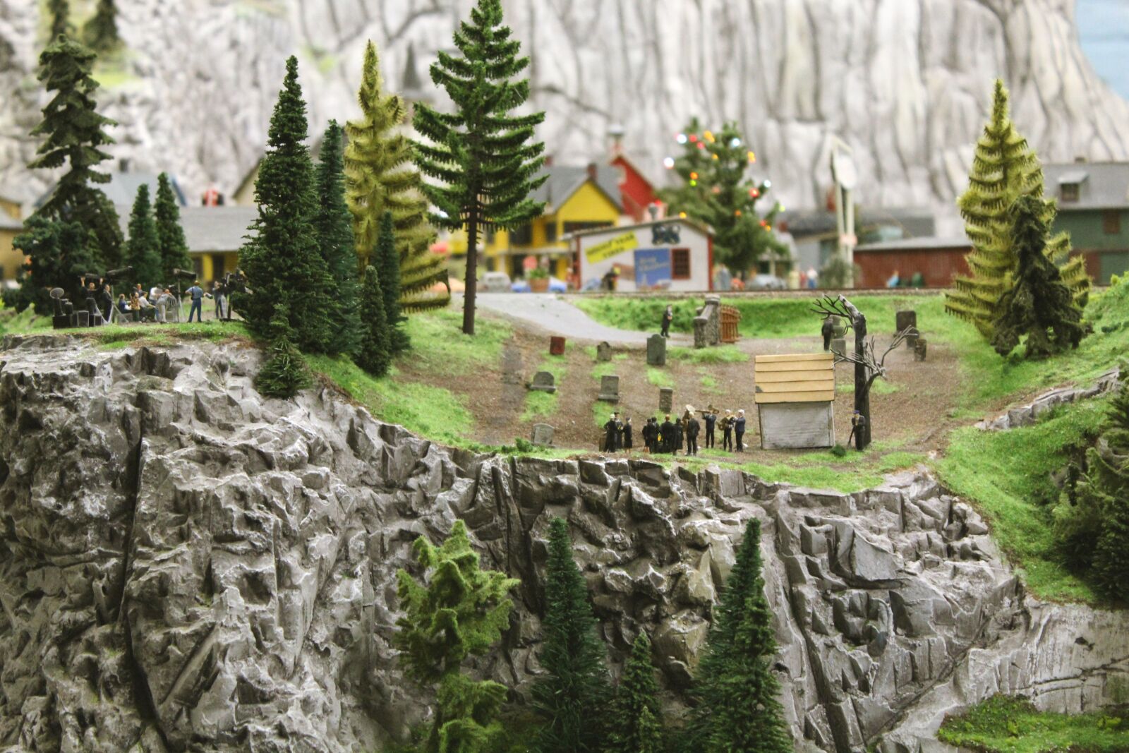 Canon EOS 600D (Rebel EOS T3i / EOS Kiss X5) sample photo. Miniature wonderland, funeral, hamburg photography