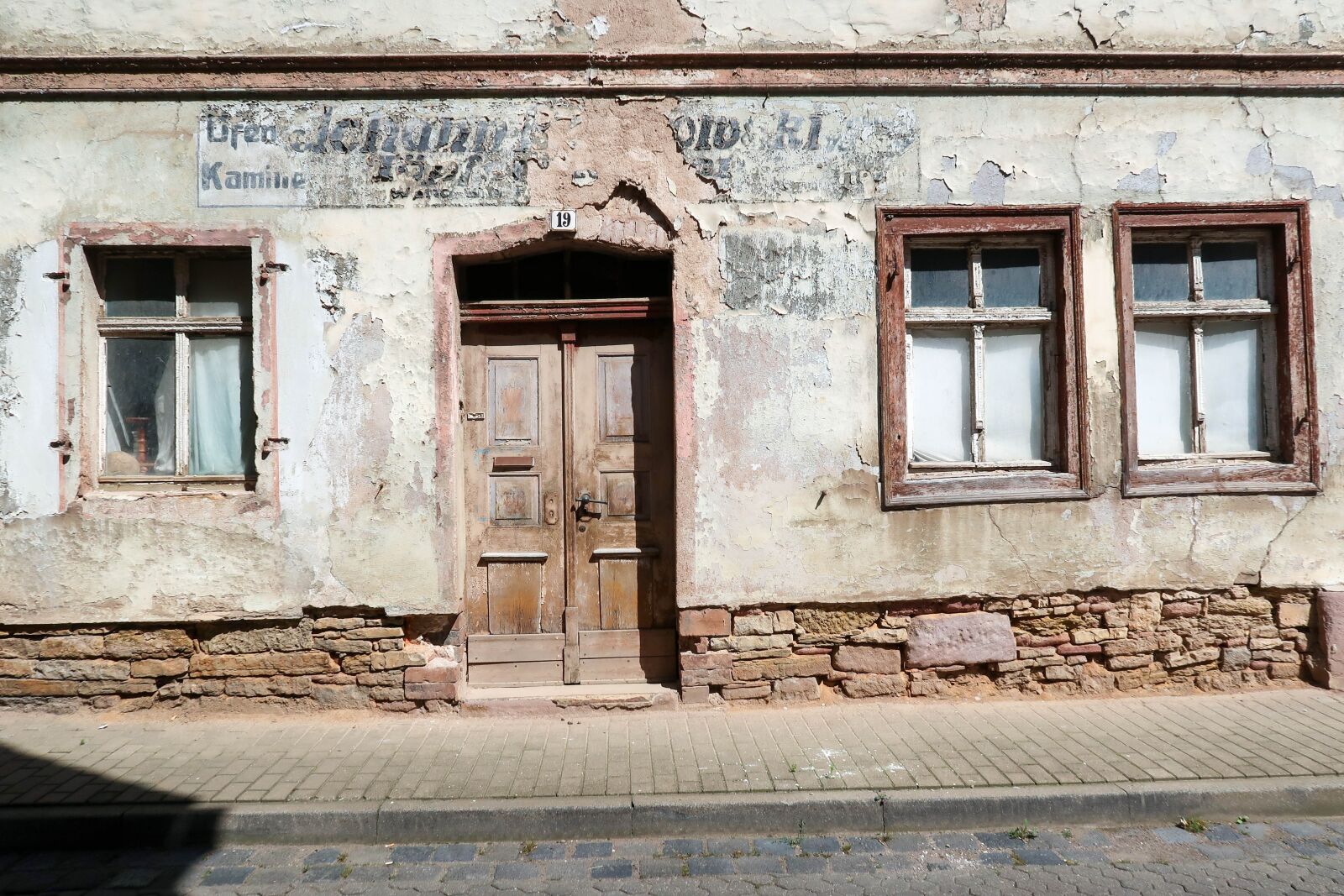 Canon PowerShot G7 X Mark II sample photo. Ruin, old house, abandoned photography