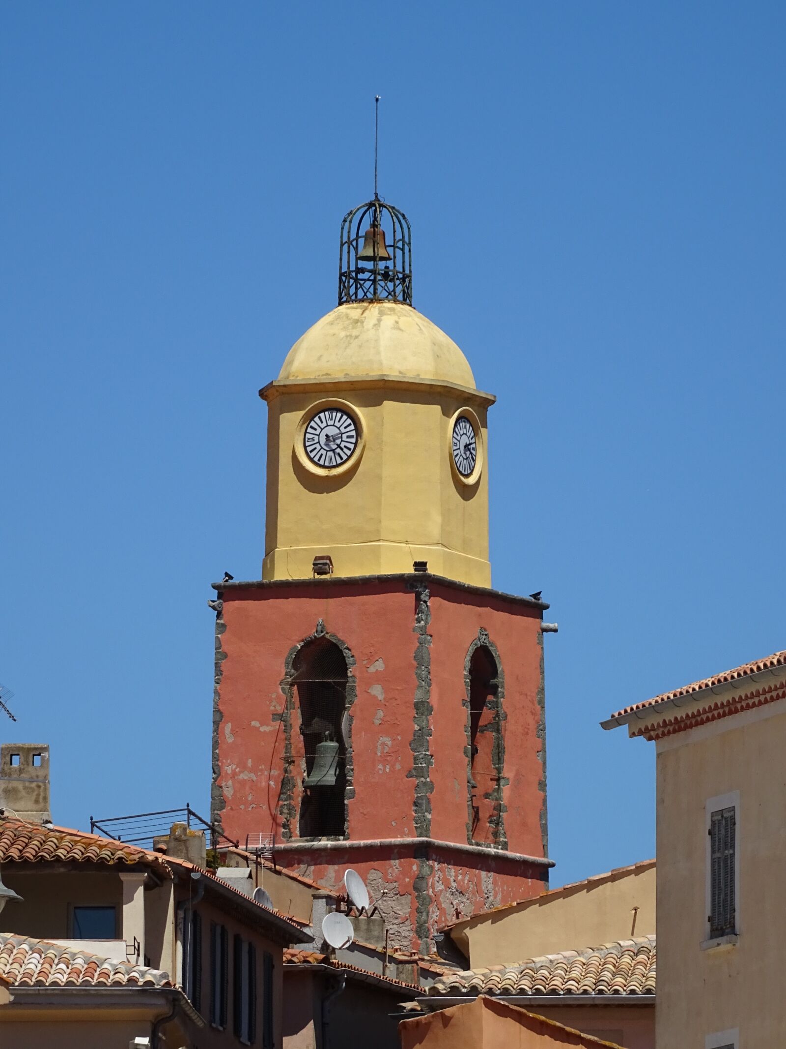 Sony DSC-HX60 sample photo. Saint-tropez, church, holiday photography