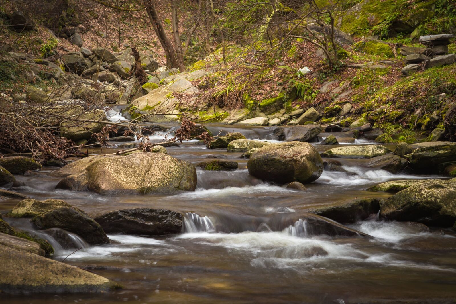 Canon EOS 6D + Canon EF 24-105mm F4L IS USM sample photo. Rocky river, rocks, beautiful photography