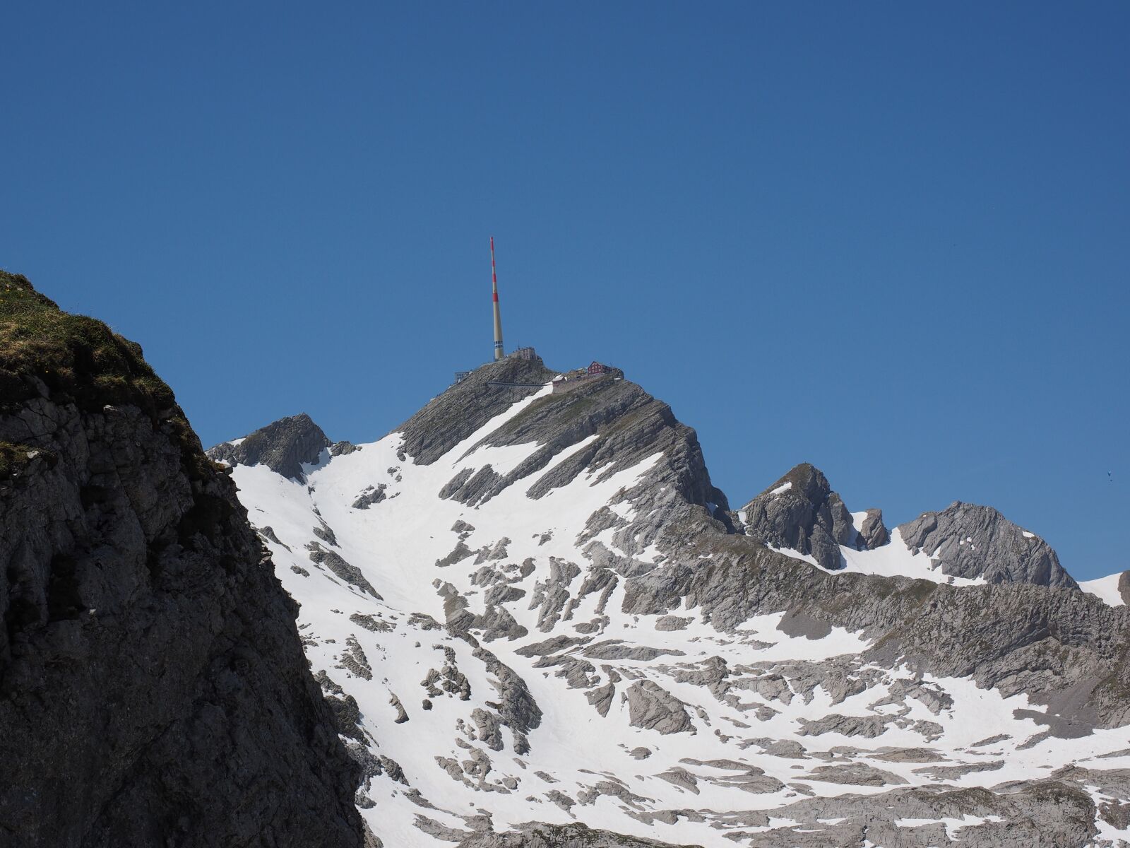 Olympus OM-D E-M1 + Olympus M.Zuiko Digital ED 12-40mm F2.8 Pro sample photo. Säntis, mountain, alpine photography