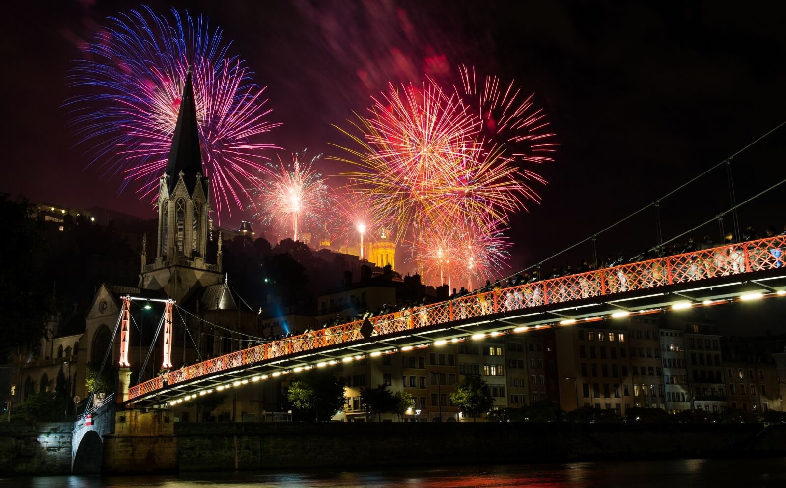 Fujifilm X-M1 sample photo. Fireworks, night, celebration photography