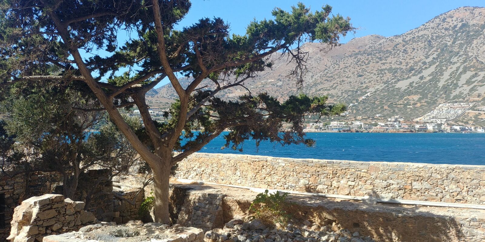 LG G6 sample photo. Spinalonga, leper, leper colony photography