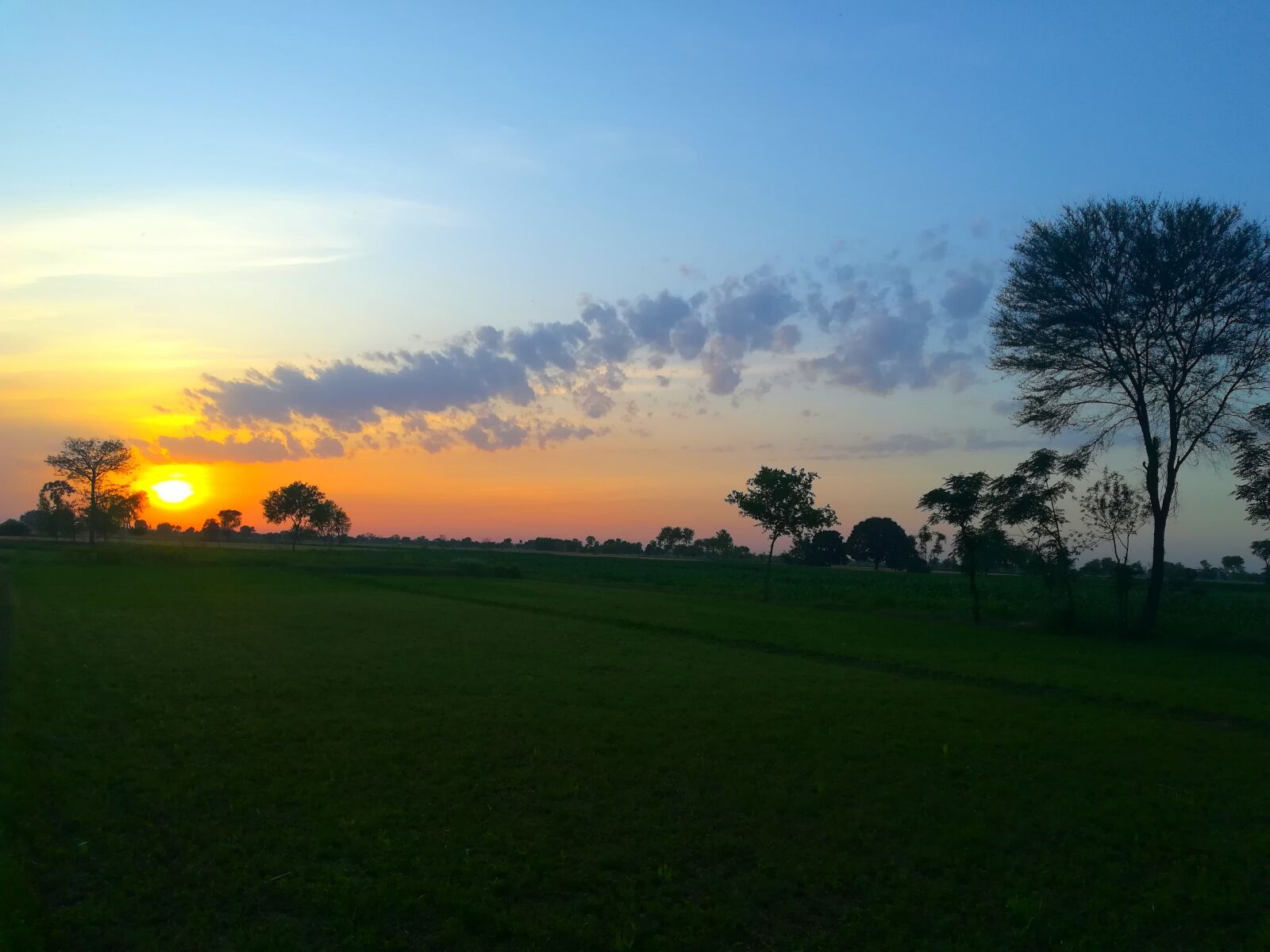 HUAWEI P10 lite sample photo. Sunset, landscape, village photography