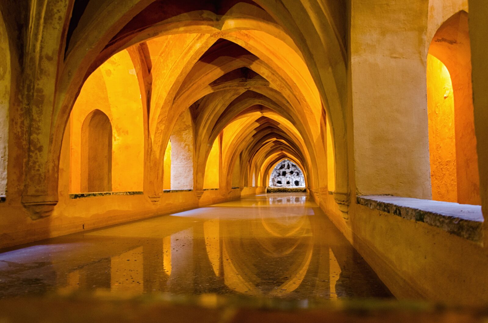 Nikon D5100 sample photo. Architecture, travel, light photography