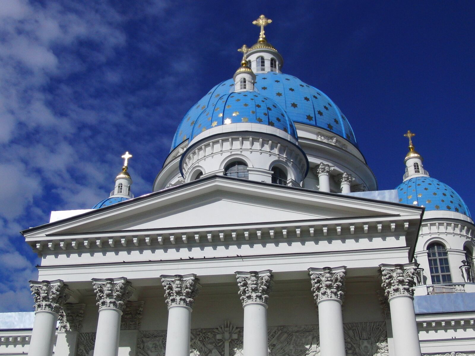 CASIO EX-FC100 sample photo. Russian church, dome, architecture photography