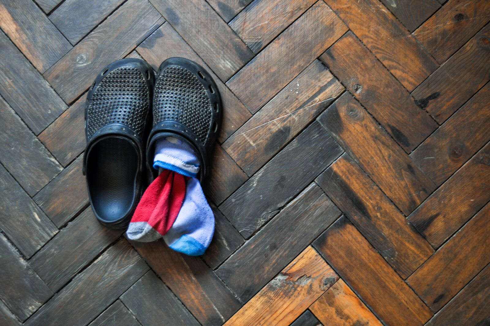 Nikon D90 sample photo. Odd socks, socks, odd photography