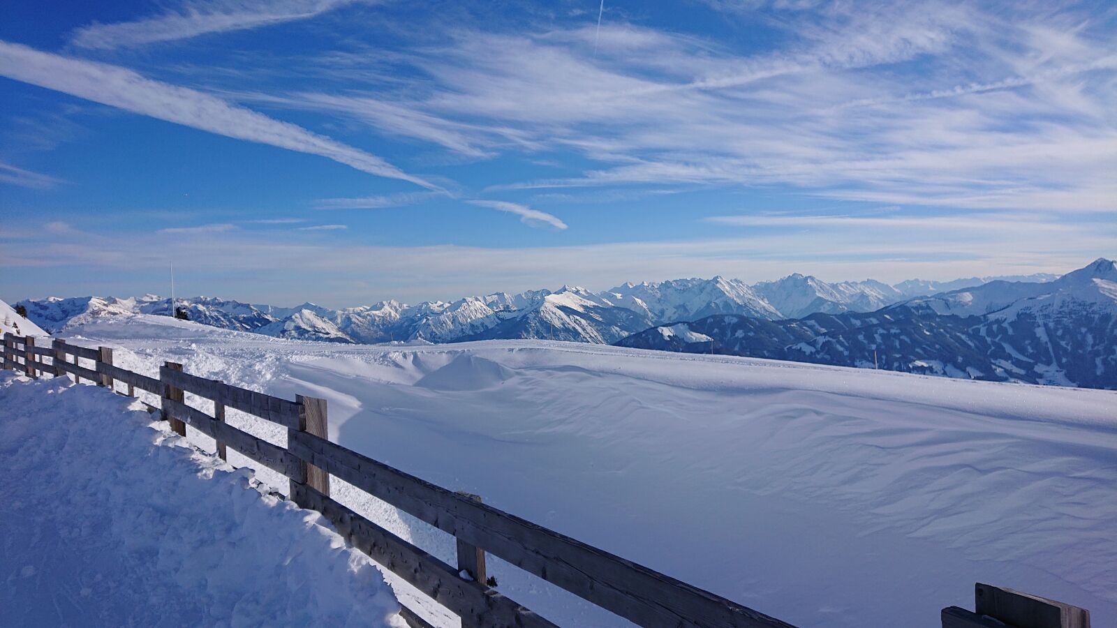 Sony Xperia XZ2 Compact sample photo. Alpbach, alps, winter photography