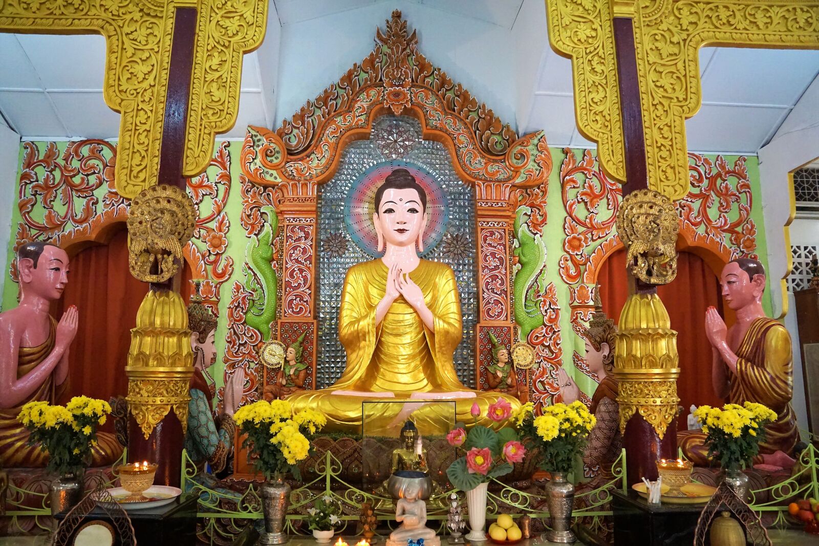 Sony ILCA-77M2 + Sony DT 16-50mm F2.8 SSM sample photo. Religion, buddha, temple photography