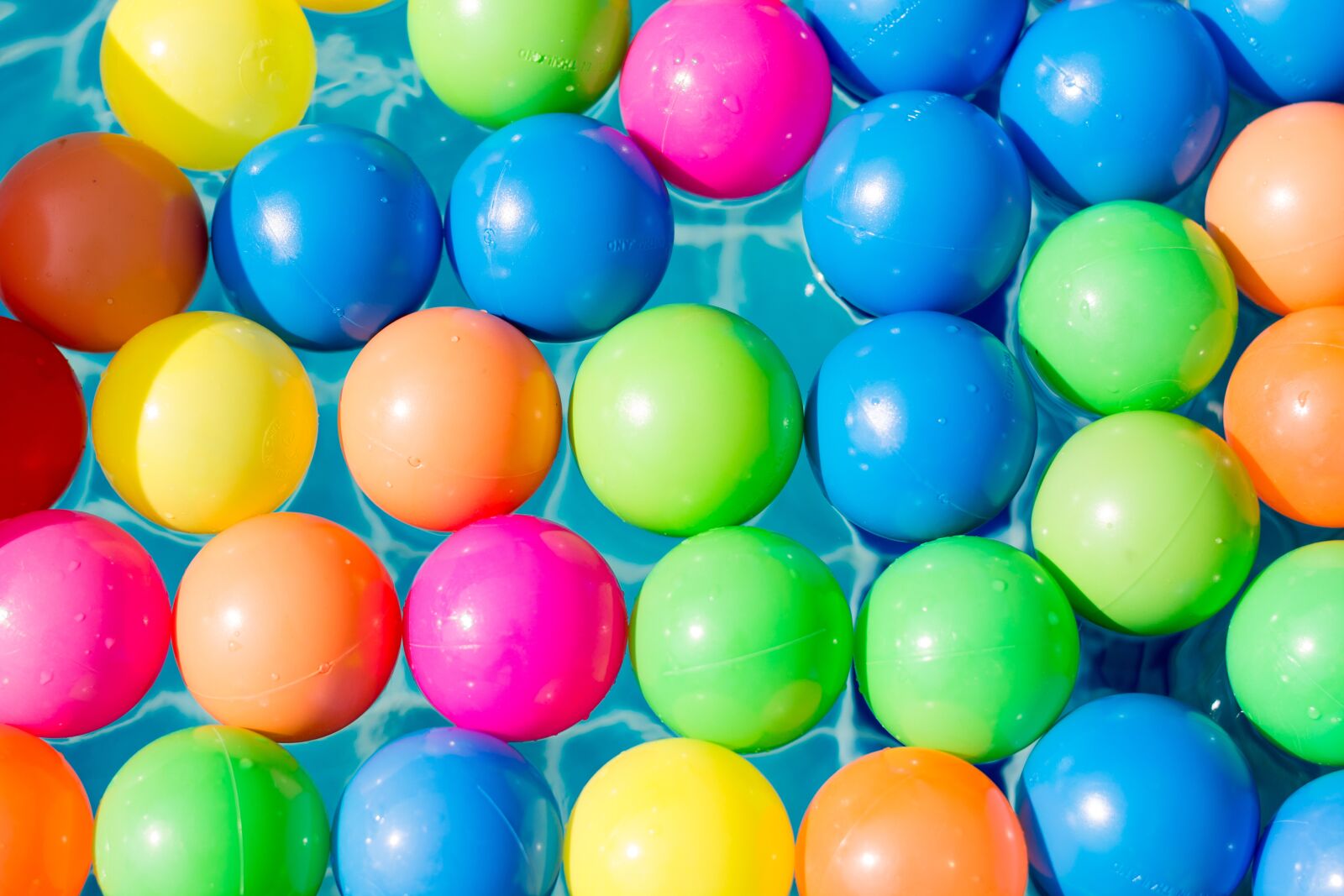 Nikon D5200 sample photo. Many, round, balloon photography
