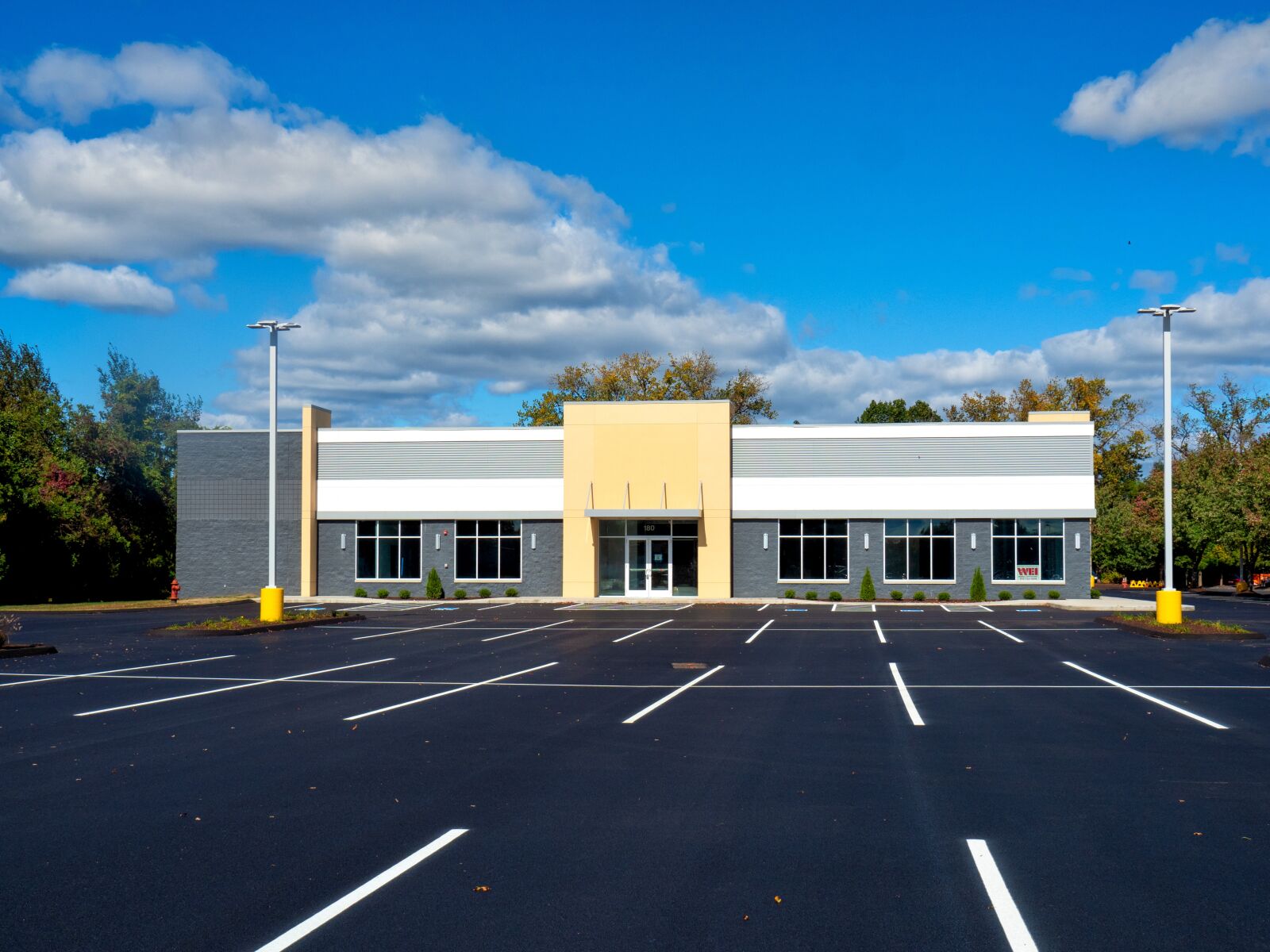Olympus OM-D E-M1 Mark II sample photo. Building, commercial, office photography