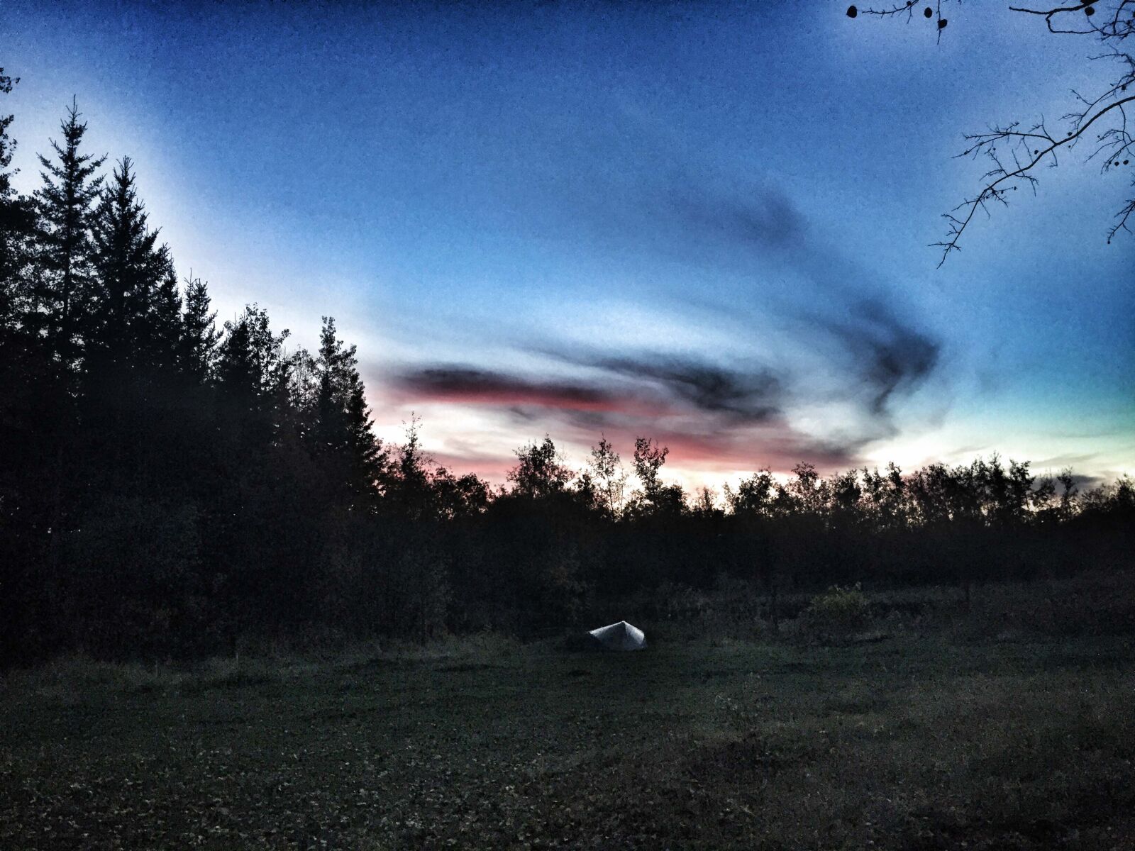 iPhone 6 back camera 4.15mm f/2.2 sample photo. Naomi, clouds, dark, clouds photography
