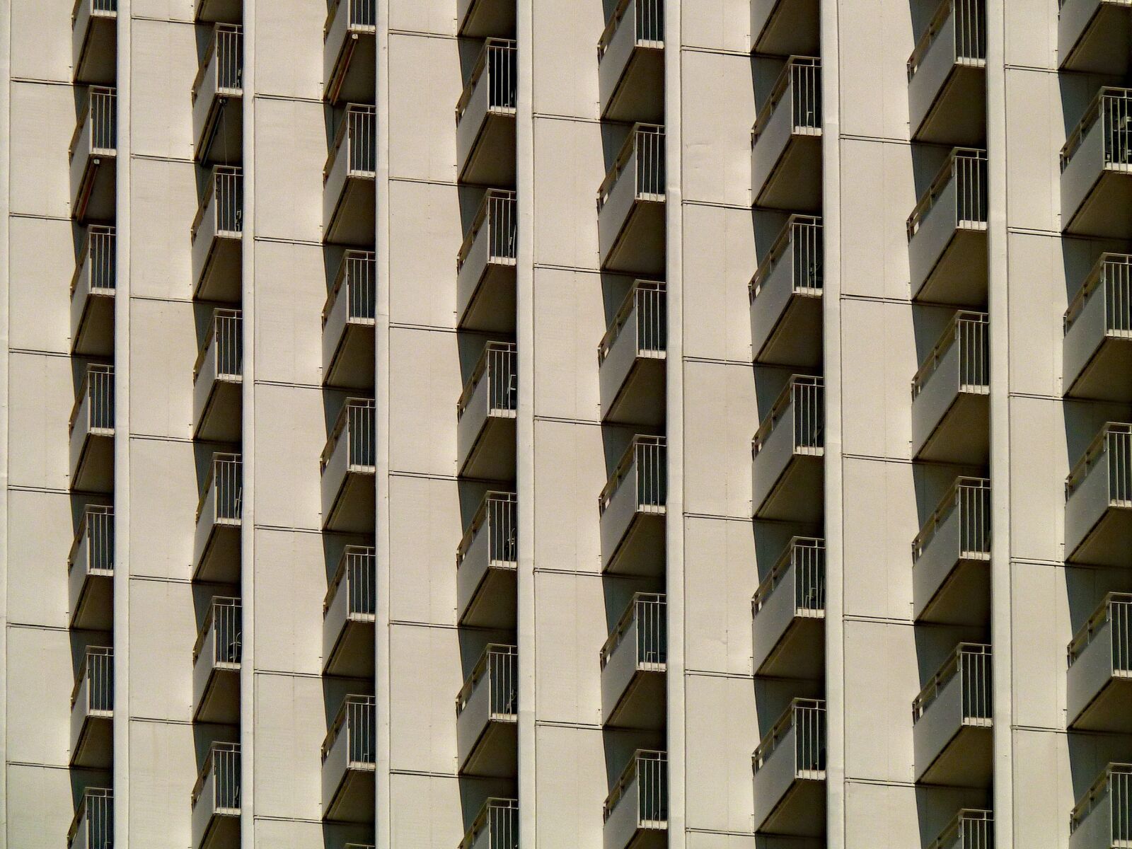 Panasonic Lumix DMC-ZS5 (Lumix DMC-TZ8) sample photo. Facade, skyscraper, balcony photography