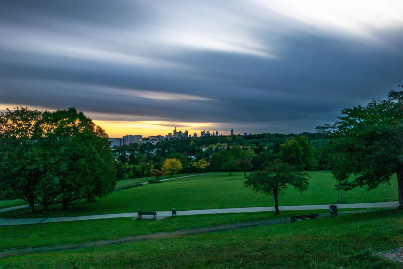 Canon EOS 77D (EOS 9000D / EOS 770D) sample photo. Grass, tree, sunset photography