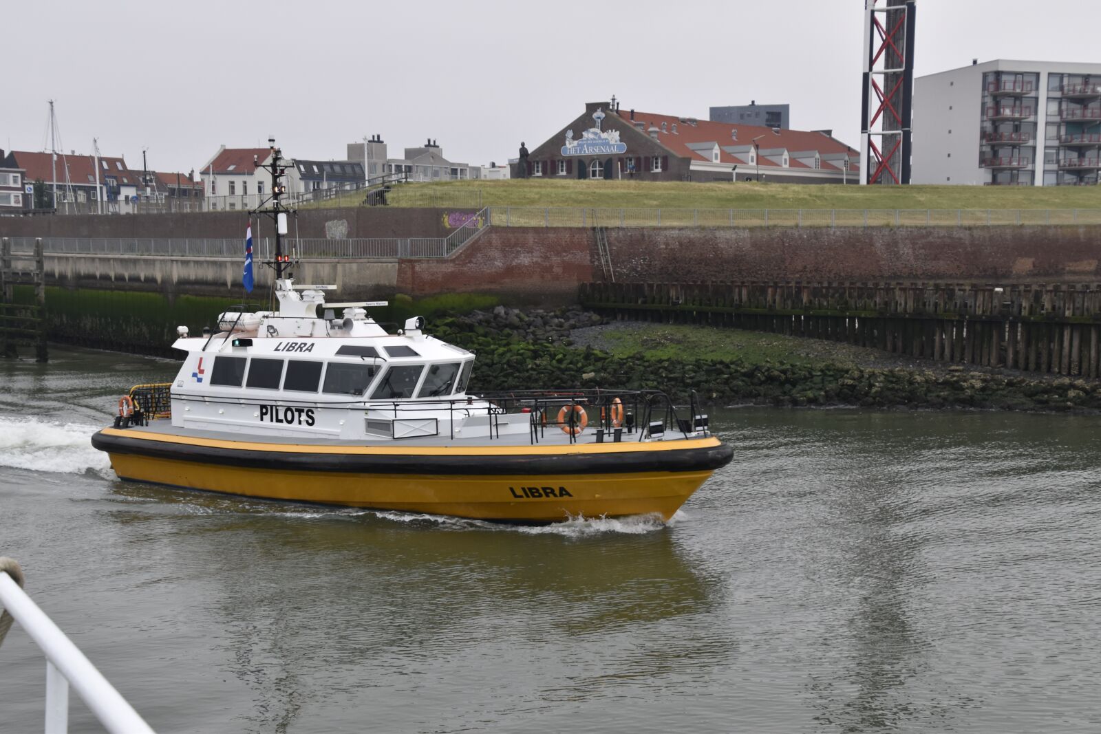 Nikon D5600 sample photo. Pilot, flushing, harbor photography
