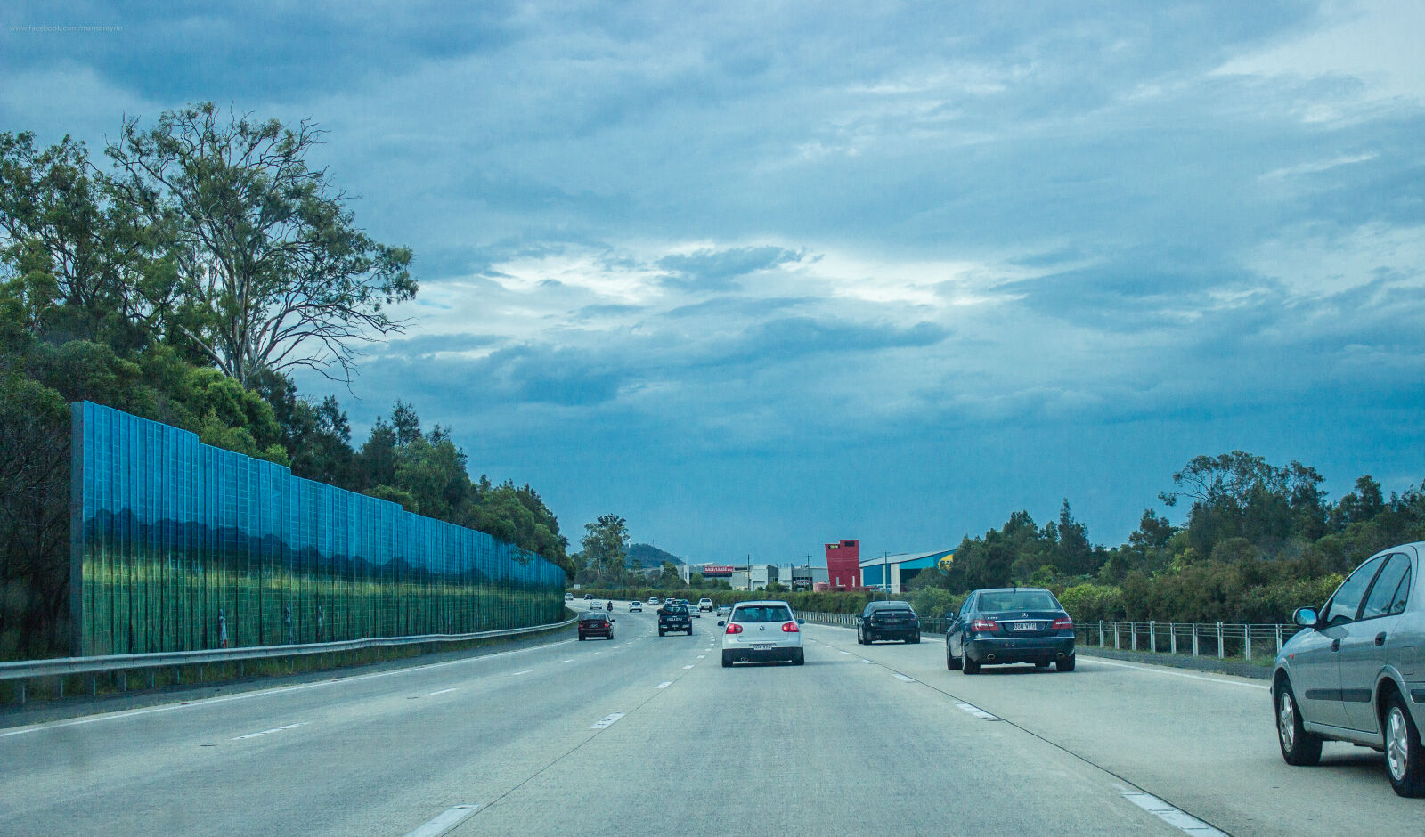Canon EOS 600D (Rebel EOS T3i / EOS Kiss X5) sample photo. Australia, highway, movement, road photography