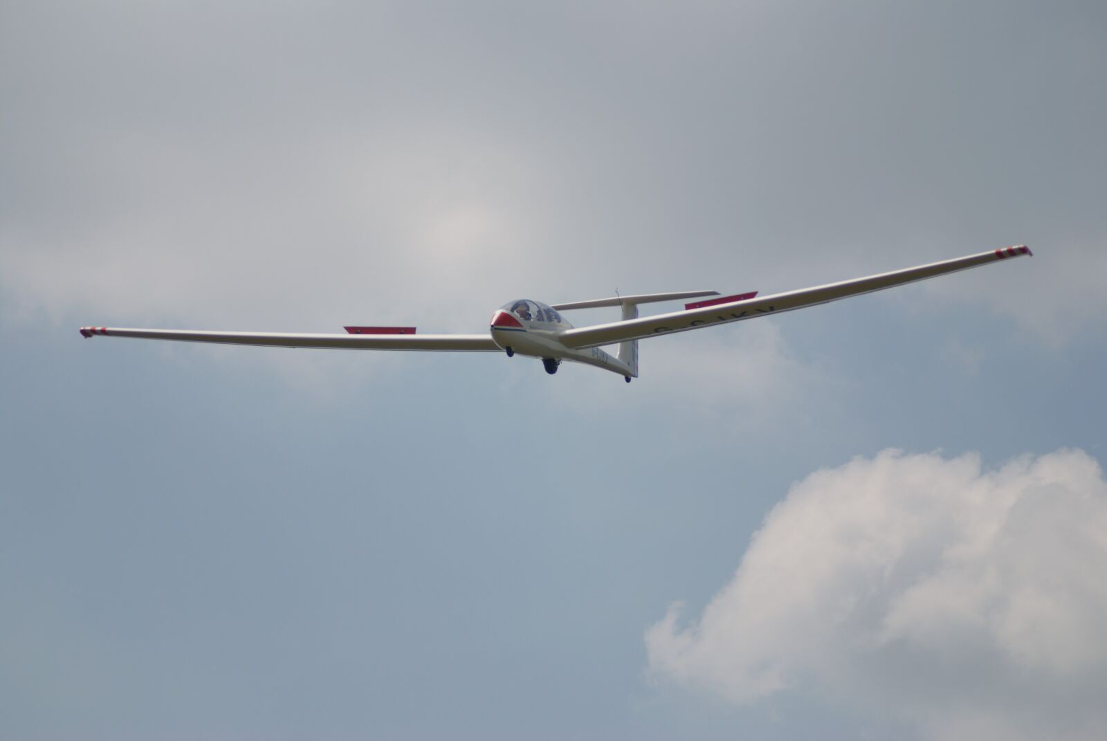 Nikon D80 sample photo. Glider, landing, aircraft photography