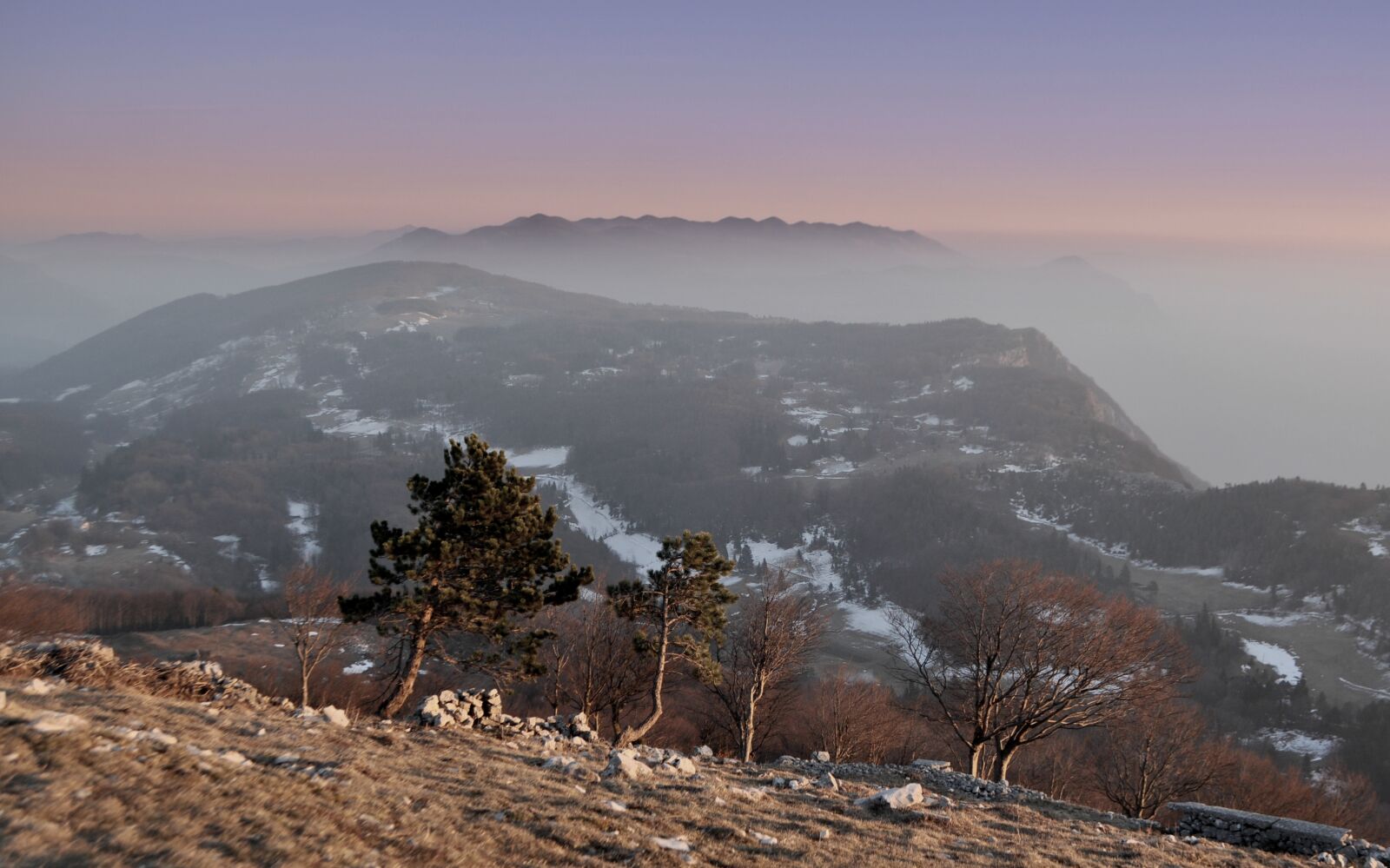 Nikon D5000 sample photo. Fog, montes, sky photography