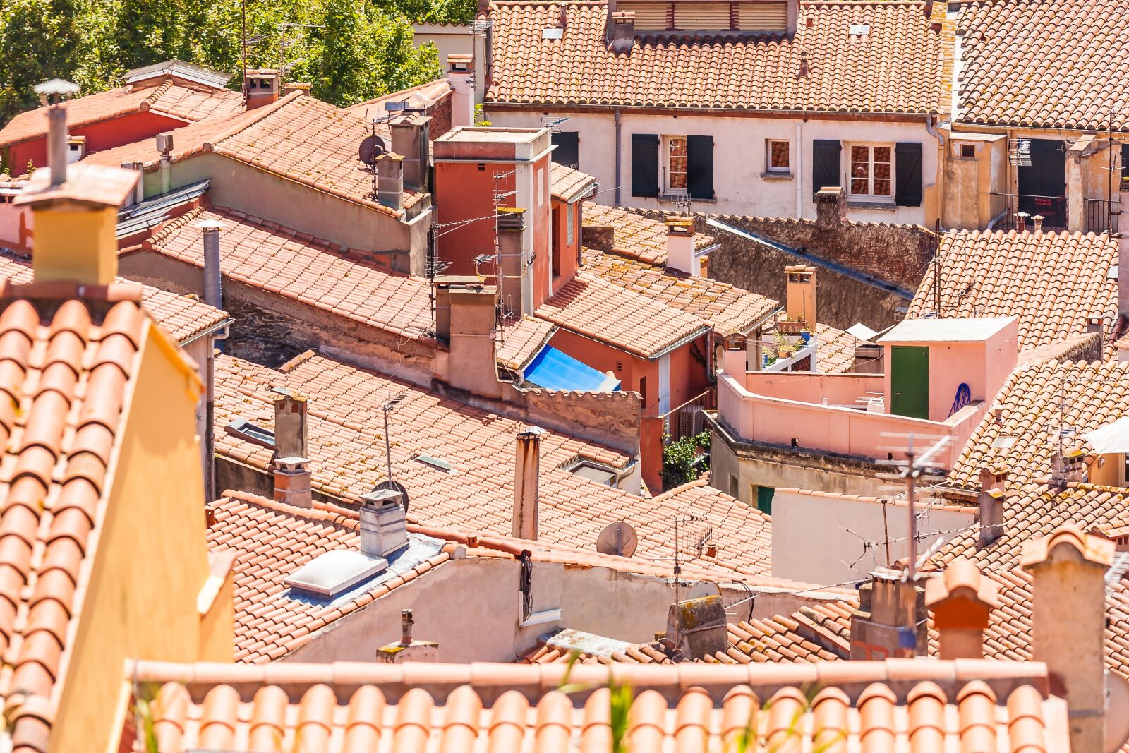 Canon EOS 5D Mark II sample photo. Roofs, collioure, pyr n photography