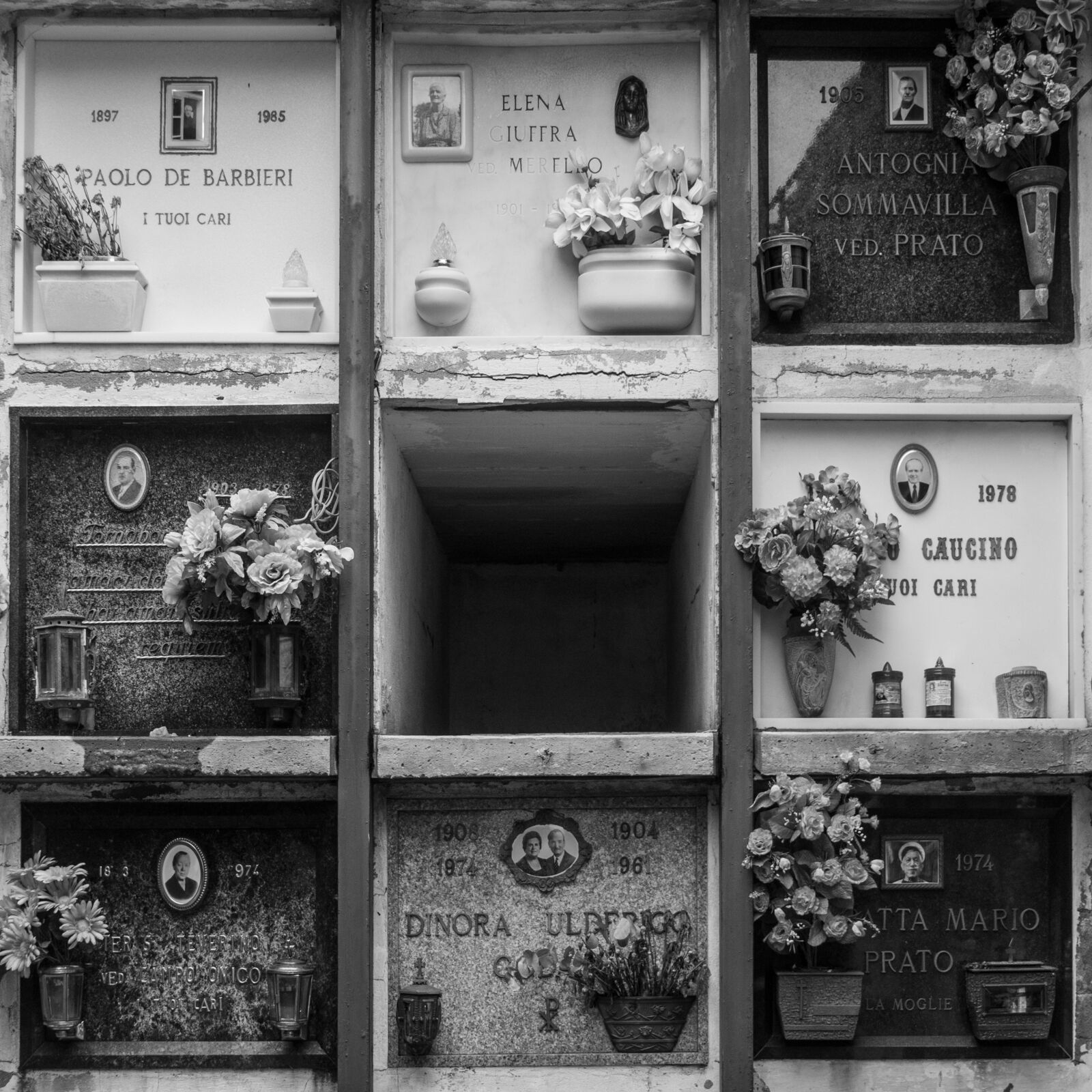 Canon EOS 600D (Rebel EOS T3i / EOS Kiss X5) sample photo. Grave, death, graves photography