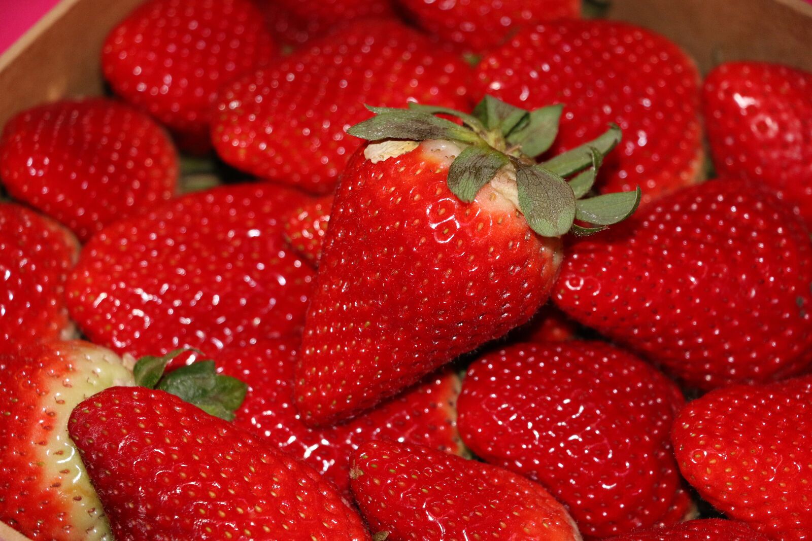 Canon EOS 70D sample photo. Strawberry, fruit, dessert photography
