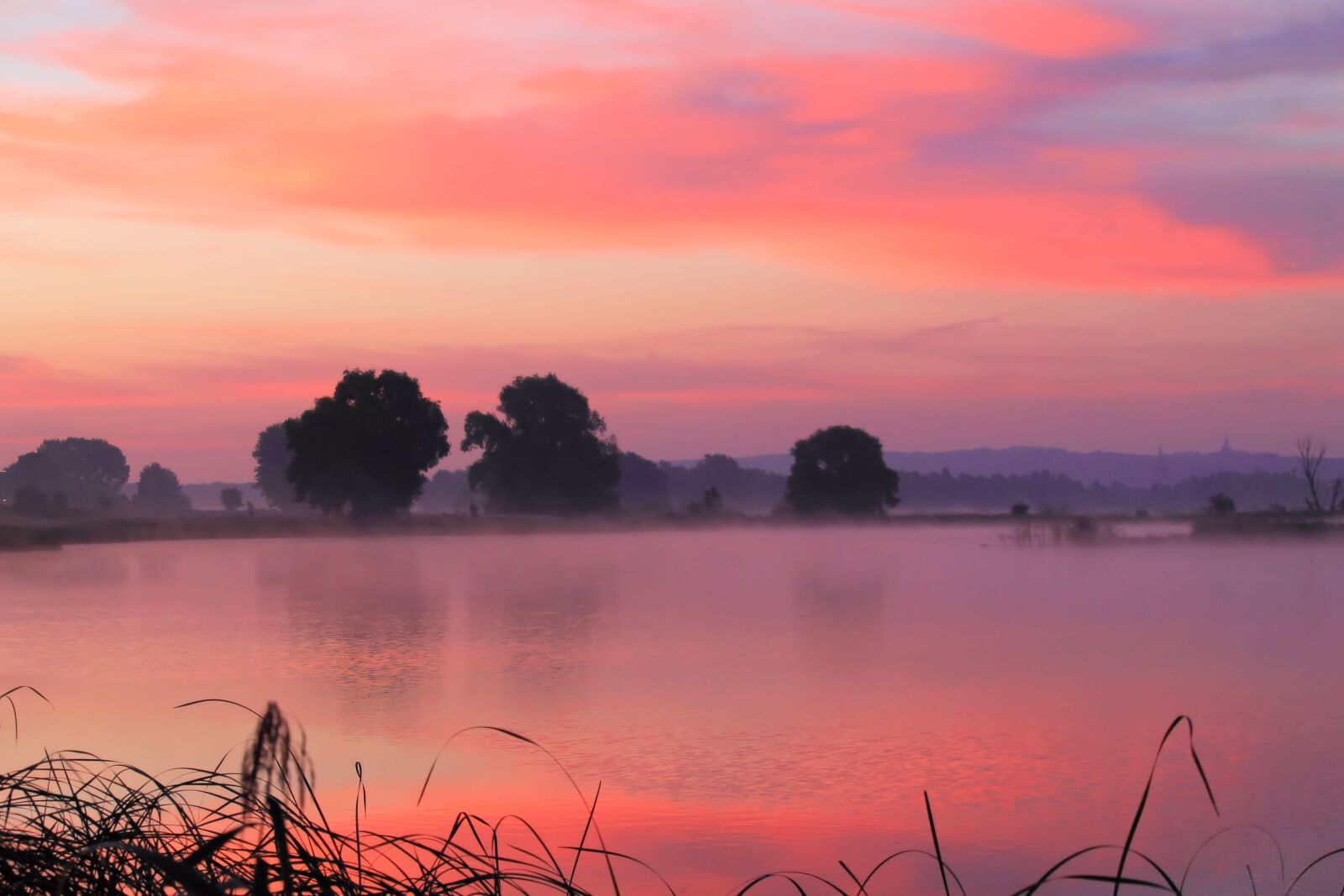 Canon EF-S 55-250mm F4-5.6 IS STM sample photo. Sunrise, morgenrot, skies photography