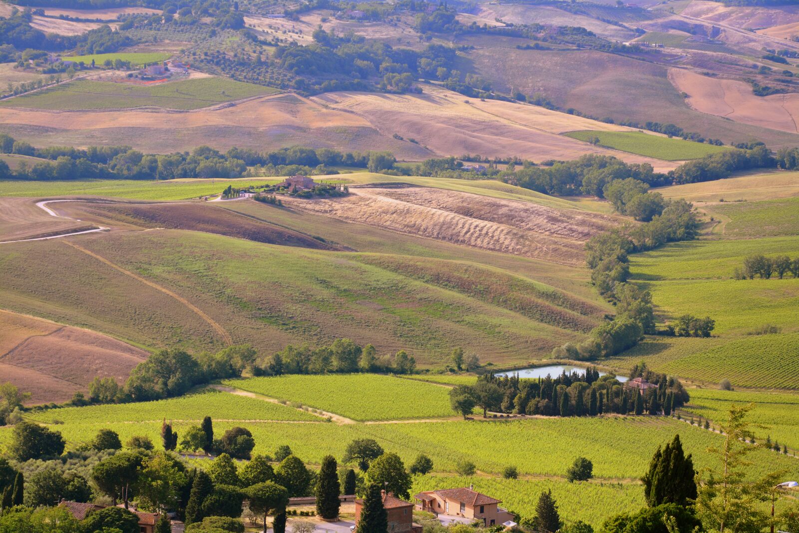 Nikon D7100 sample photo. From the top, hill photography