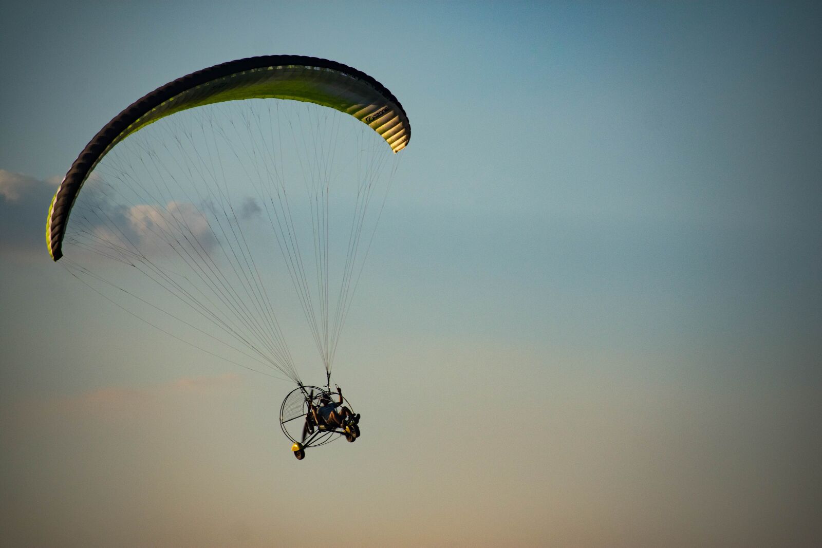 Nikon D3400 sample photo. Paramotor, flight, paragliding photography