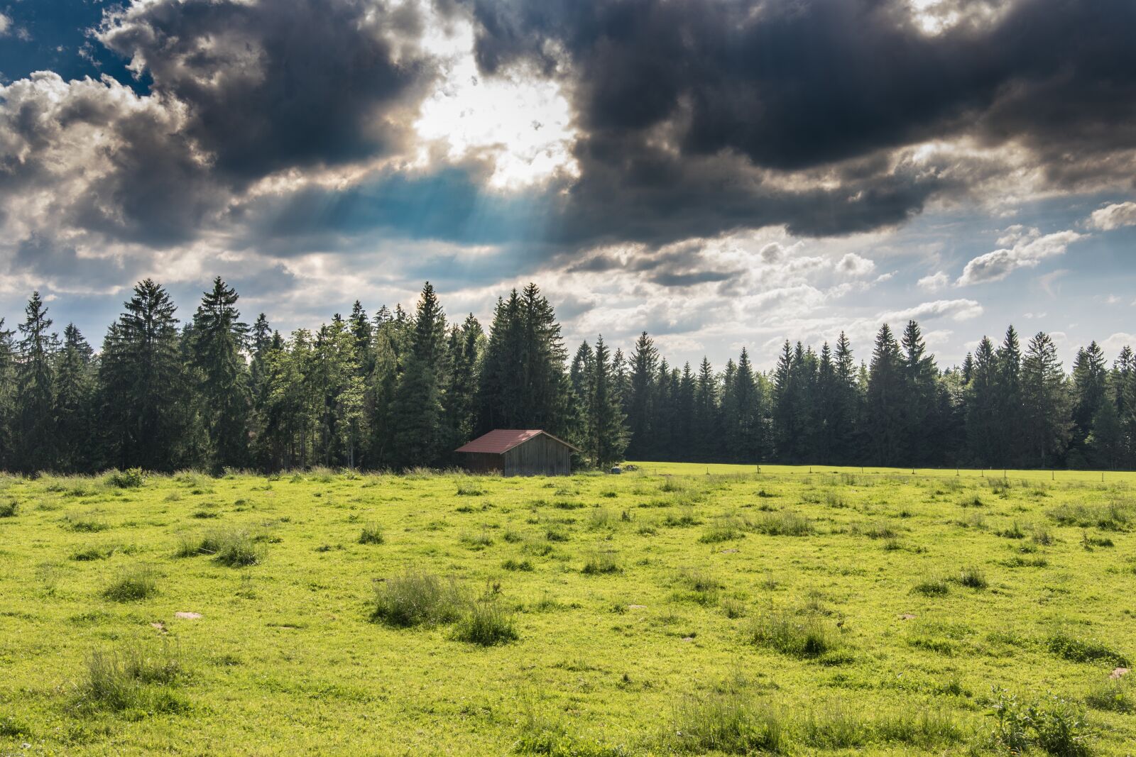 Canon EOS 7D Mark II sample photo. Gewitterstimmung, storm clouds, dark photography