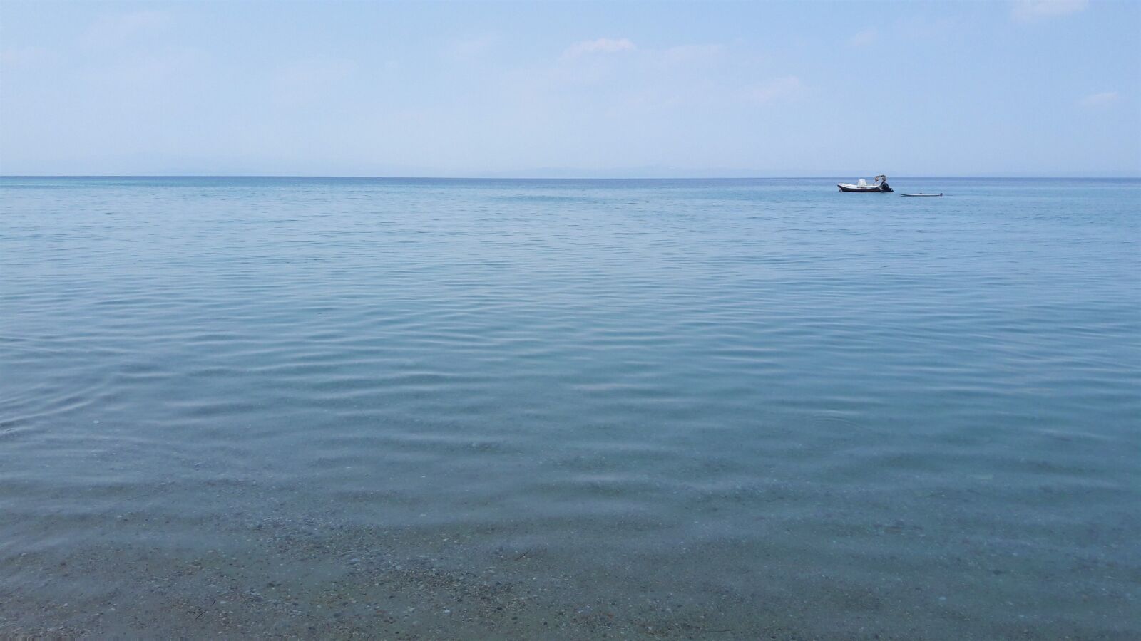 Samsung Galaxy A5(2016) sample photo. Sea, calm, peaceful photography