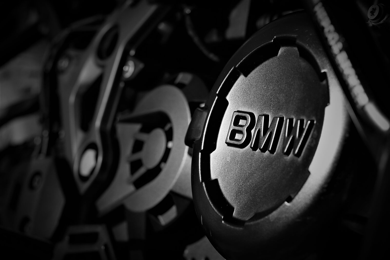 Nikon 1 J5 sample photo. Engine, bmw, f700gs photography
