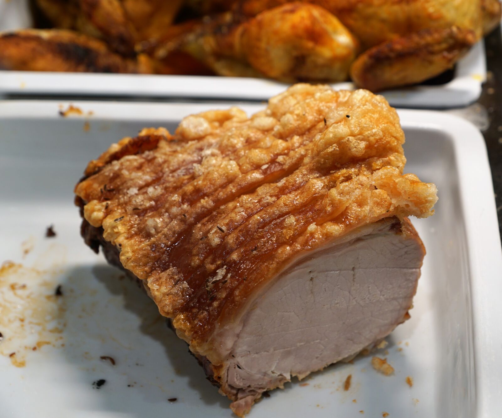 Sony ILCA-77M2 + Sony DT 16-50mm F2.8 SSM sample photo. Meat, crust roast, delicious photography