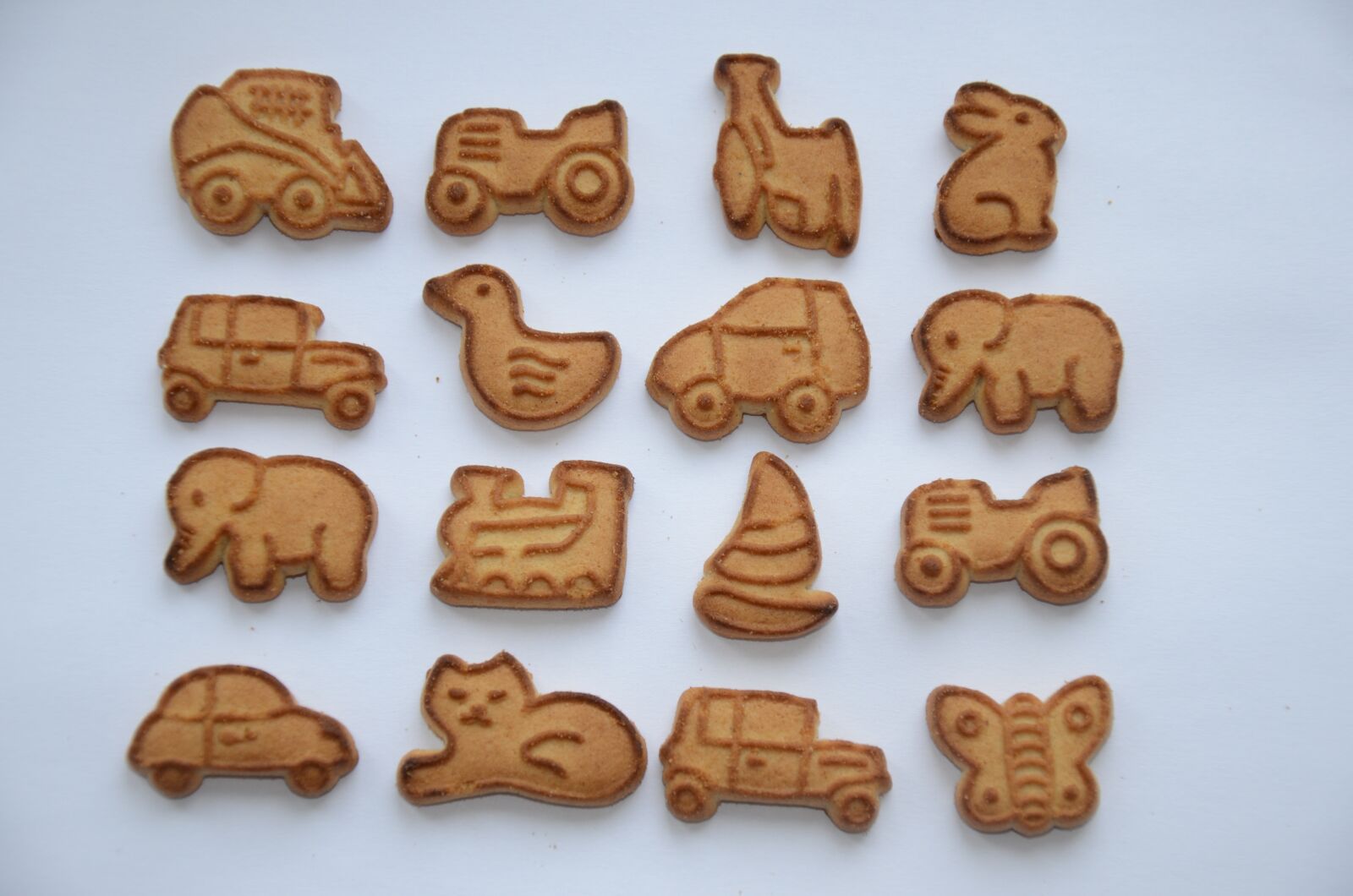 Nikon D7000 sample photo. Cookies, baby biscuits, figures photography
