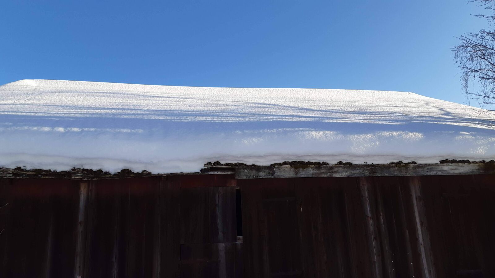 Samsung Galaxy A8(2018) sample photo. Snow, blue sky, nature photography