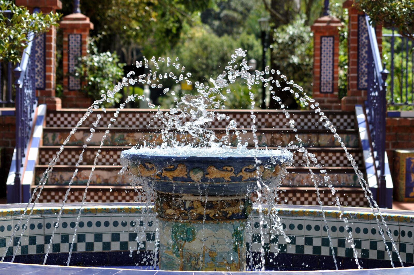 Nikon D90 sample photo. Fountain, water, water games photography