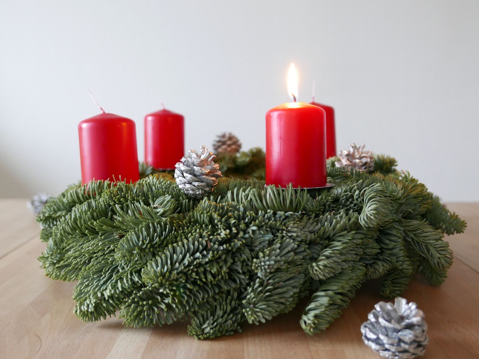 Panasonic Lumix DMC-LX100 sample photo. Advent wreath, advent, christmas photography