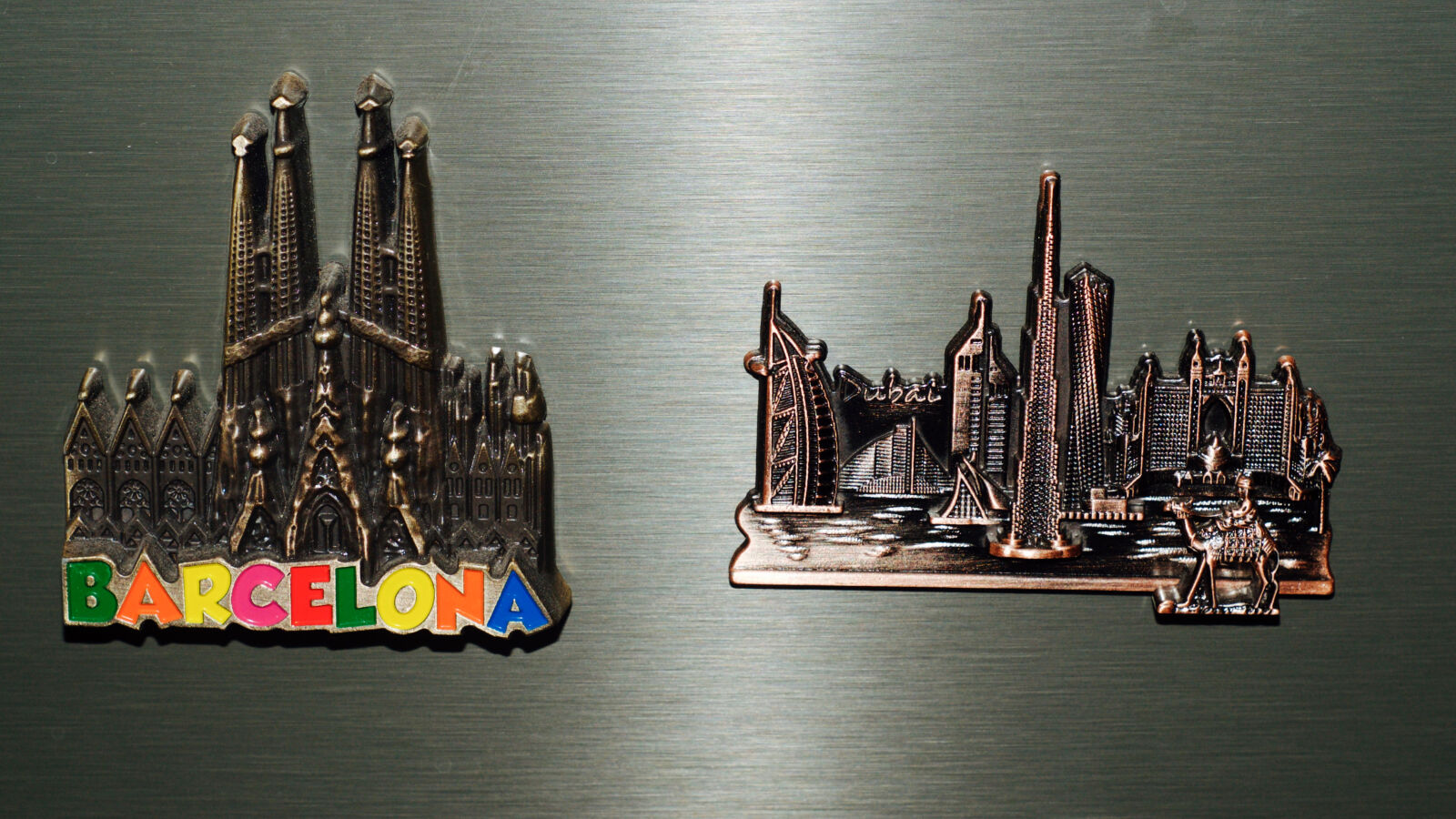 Nikon D7000 sample photo. Barcelona, dubai, fridge, souvenirs photography