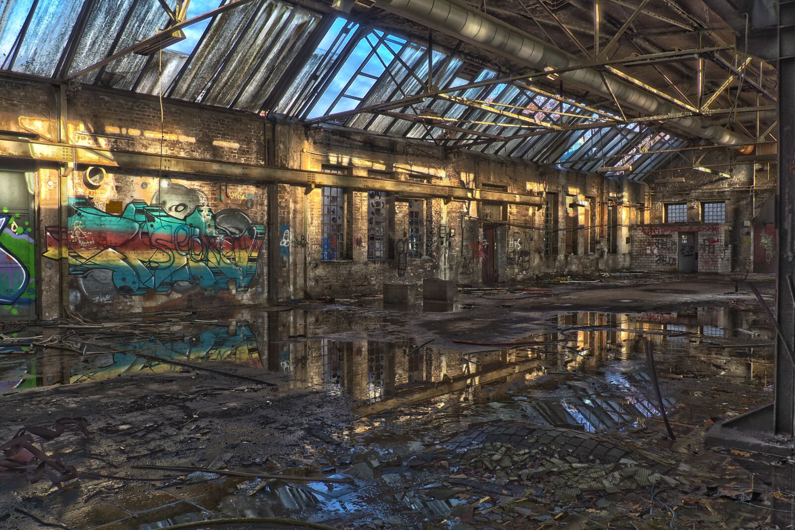 Olympus OM-D E-M10 sample photo. Lost places, factory, pforphoto photography