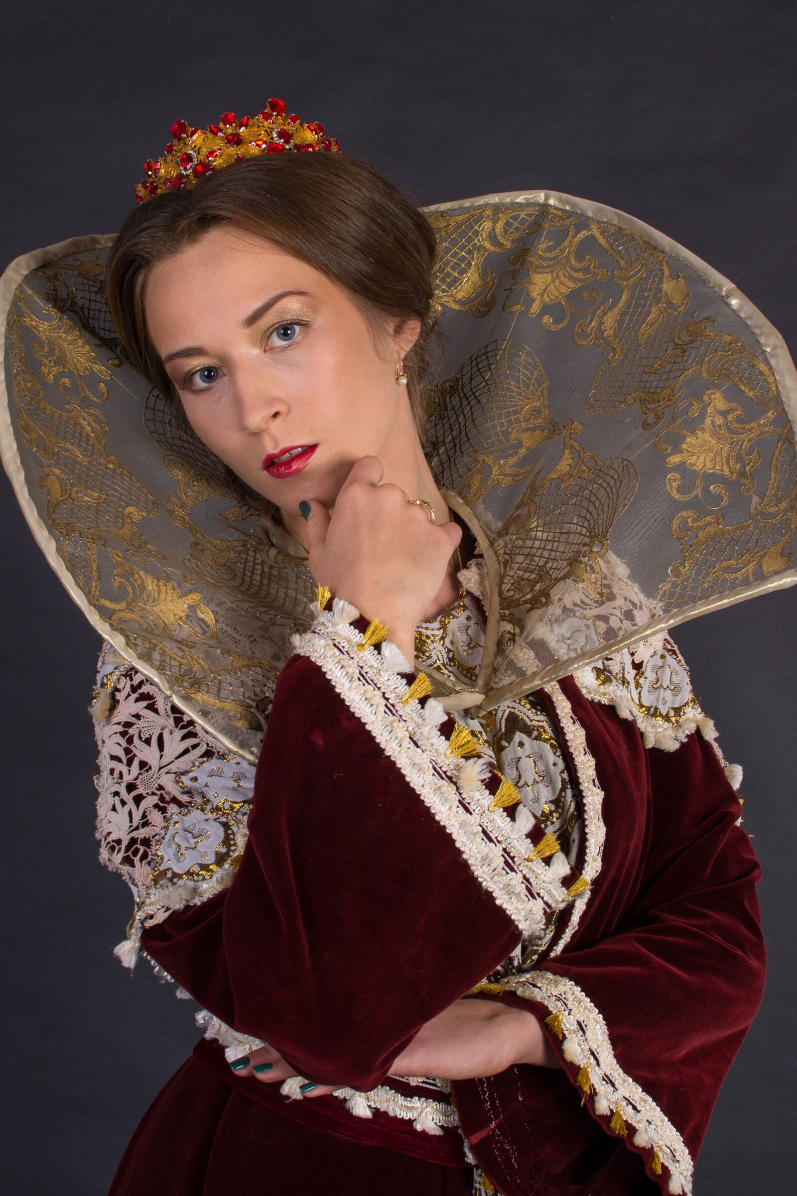 Nikon D7100 sample photo. Fashion model, queen, portrait photography