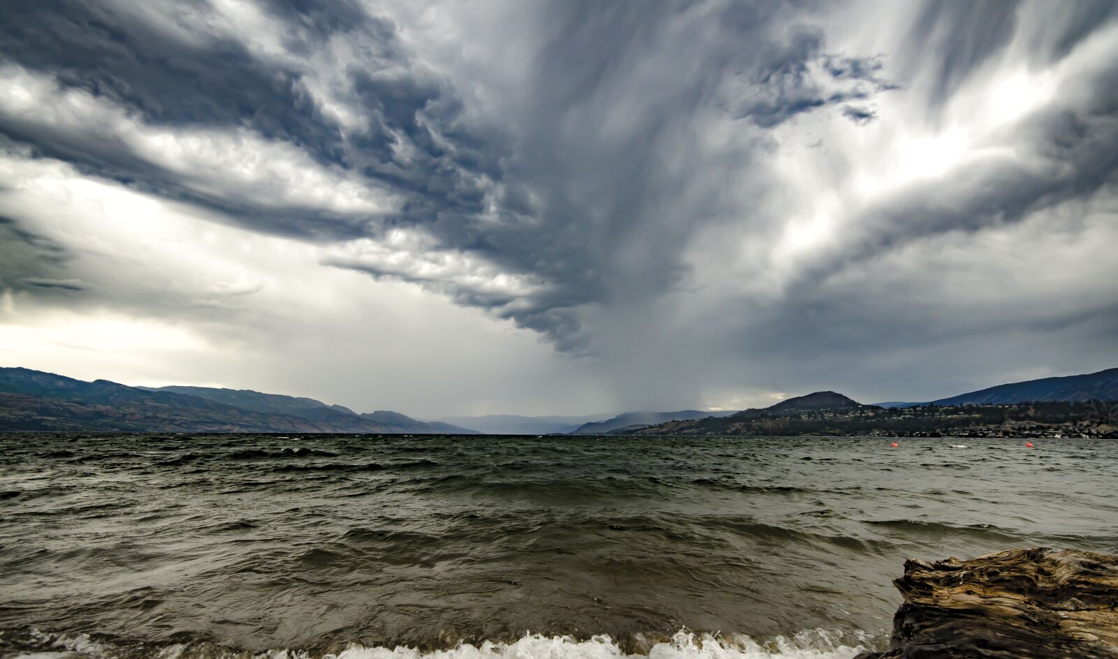 Nikon D7000 sample photo. Storm, beach, rain photography