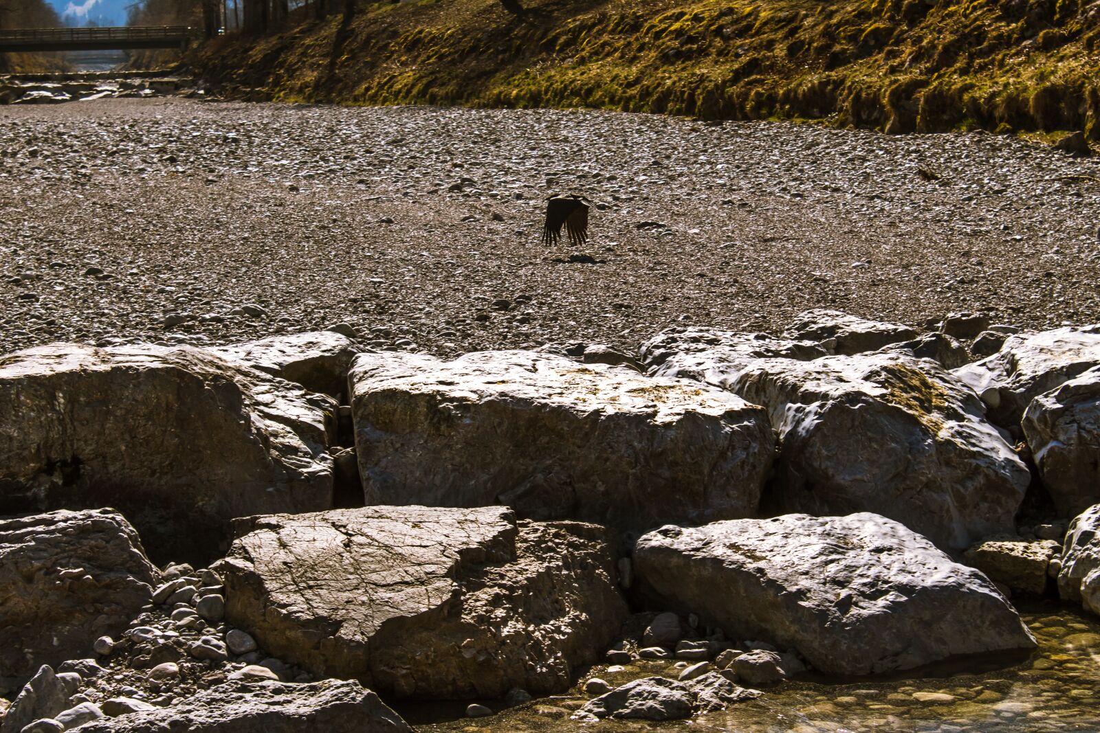 Canon EOS 1300D (EOS Rebel T6 / EOS Kiss X80) sample photo. Riverbed, rock, pebble photography
