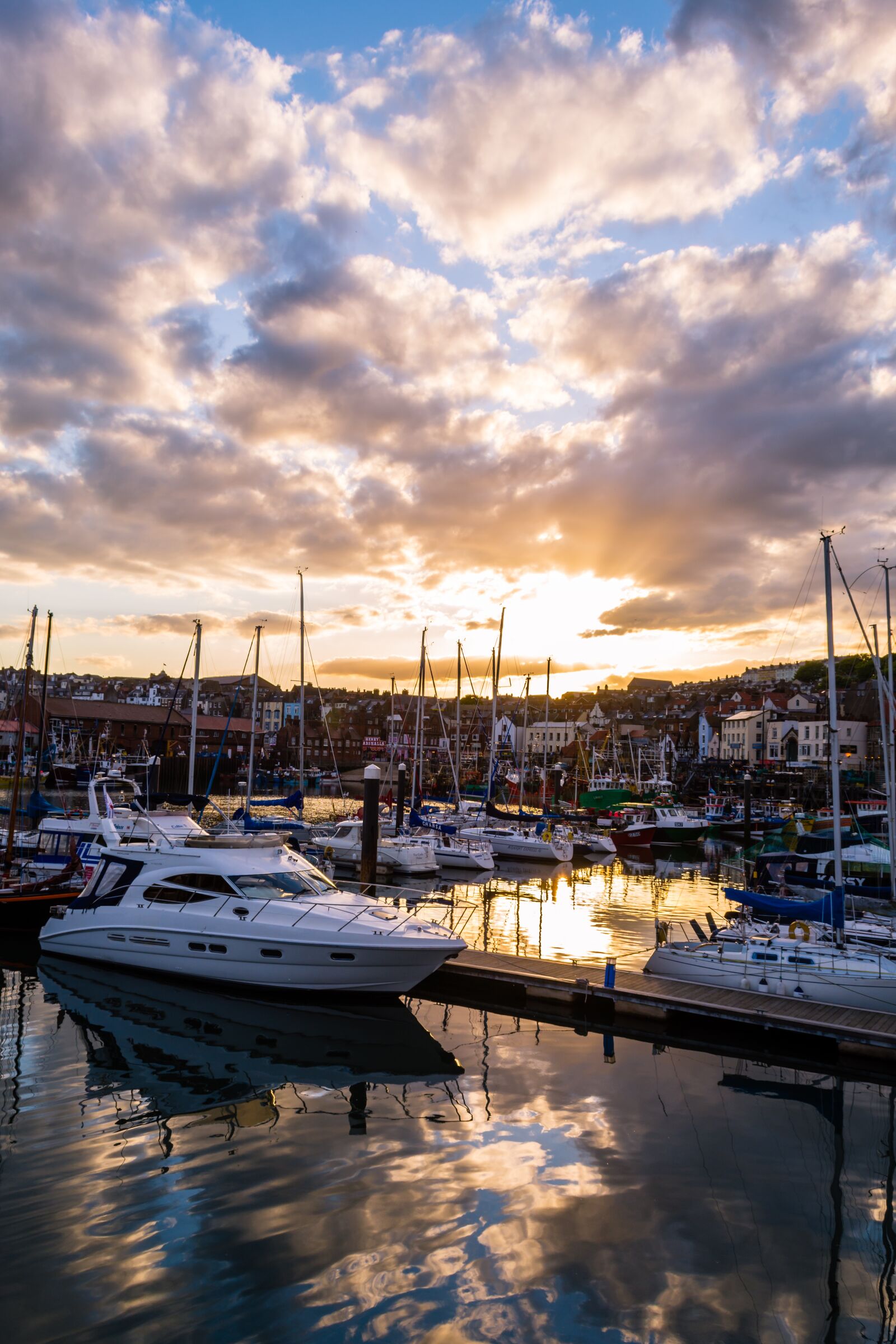 Nikon D7100 sample photo. Scarborough, harbour, seascape photography