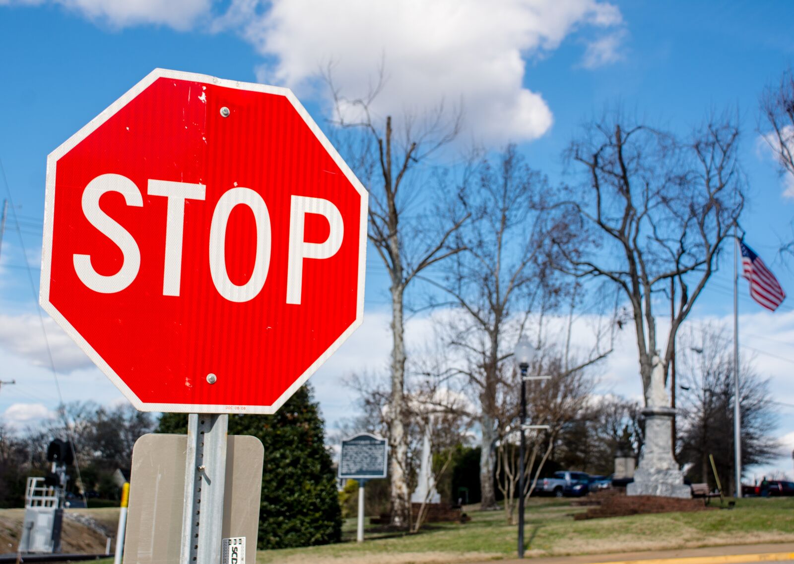 Nikon D7100 sample photo. Stop sign, red, blue photography
