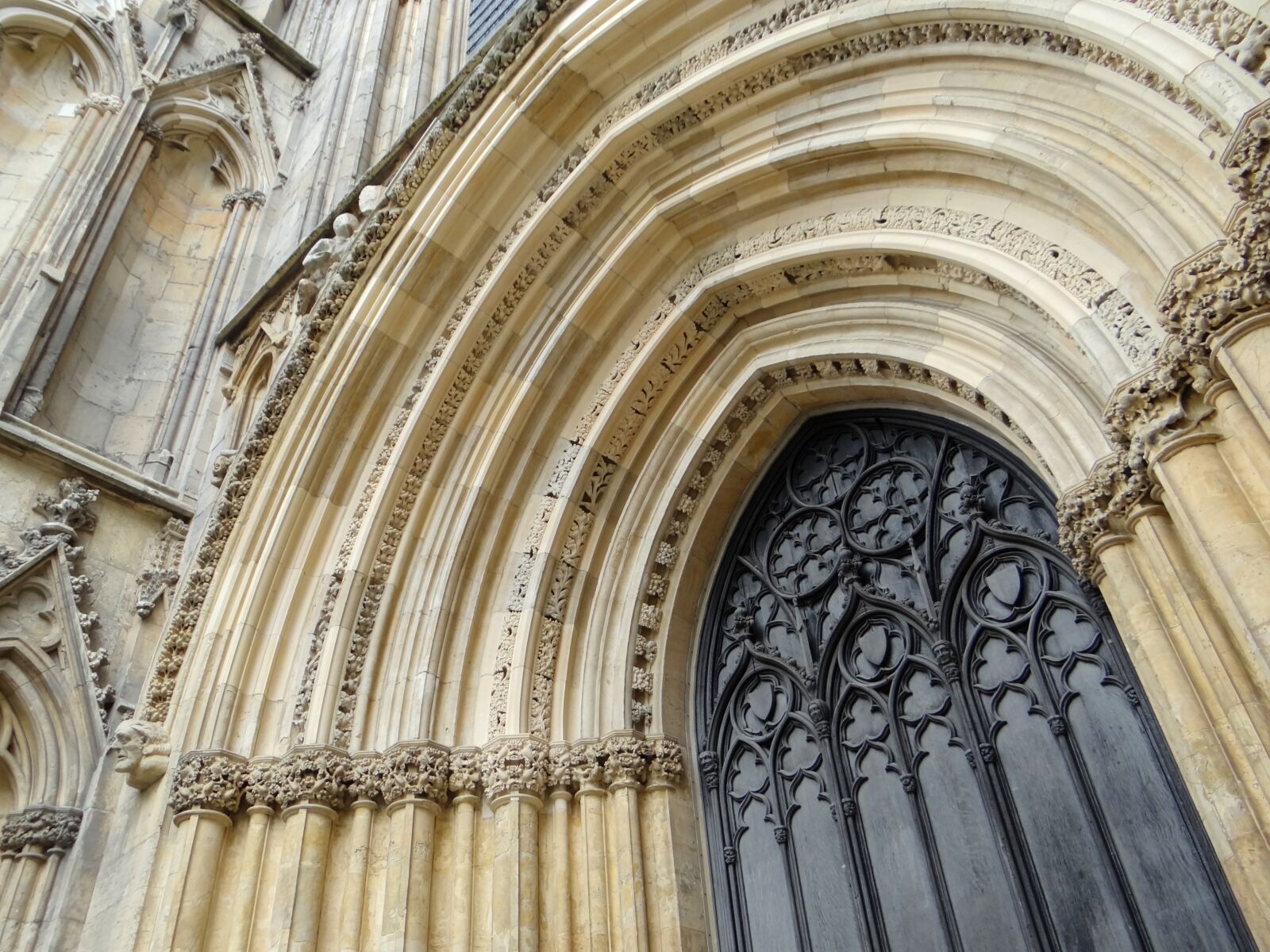 Sony Cyber-shot DSC-HX100V sample photo. Minster, york, gothic photography