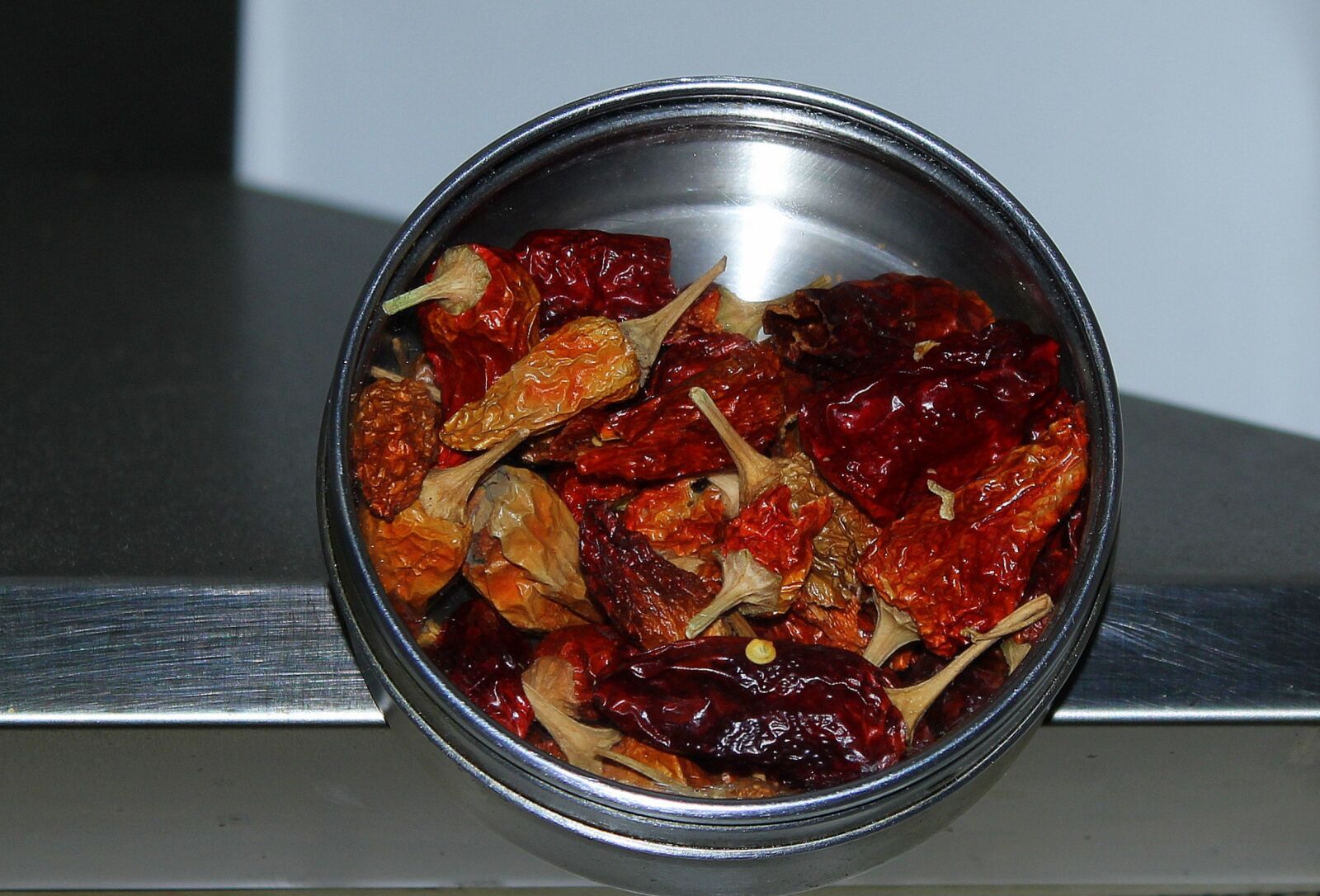 Canon EOS 1200D (EOS Rebel T5 / EOS Kiss X70 / EOS Hi) sample photo. Spices, peppers, kitchen photography